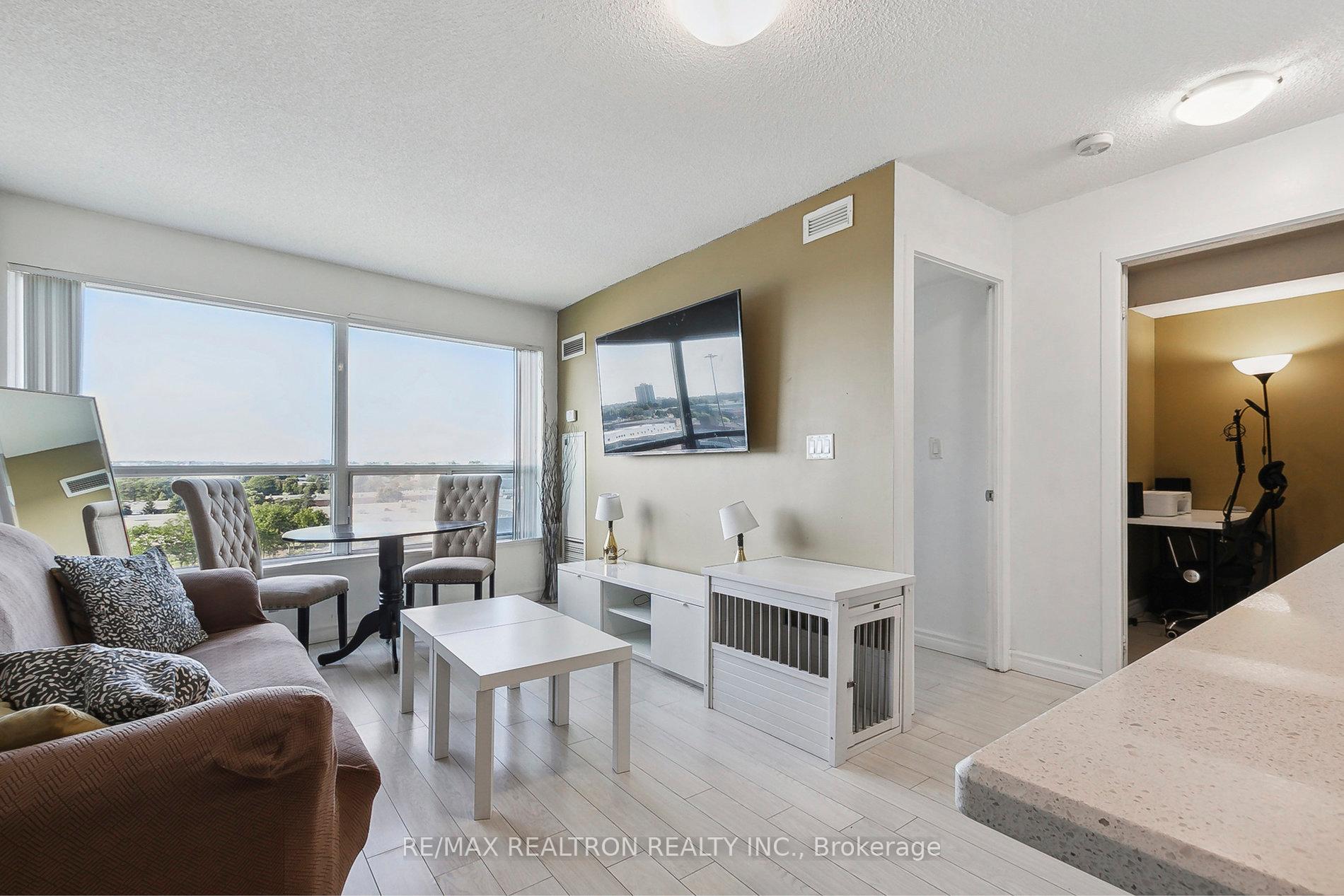Photo 1 of Unit 915, 36 Lee Centre Drive, Scarborough, Woburn — HOMEH