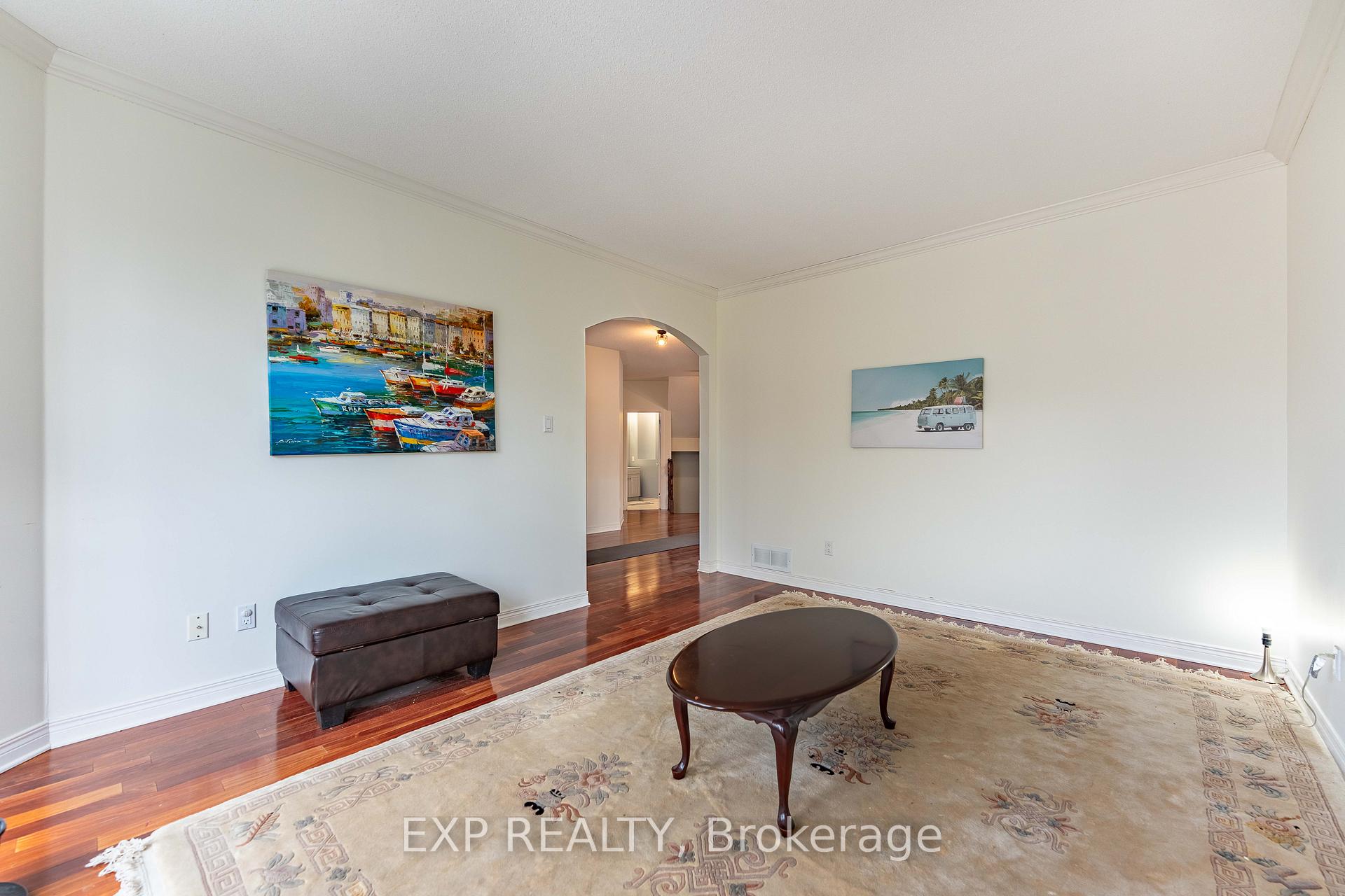 Photo 12 of 57 Craighall Circle, Ottawa, Hunt Club Park/Greenboro — HOMEH