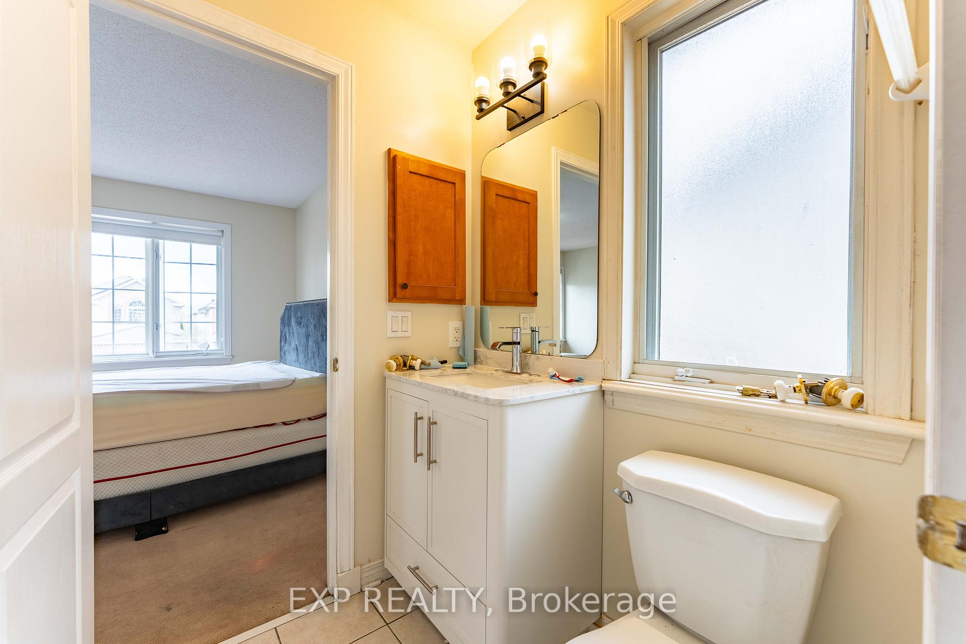 Photo 25 of 57 Craighall Circle, Ottawa, Hunt Club Park/Greenboro — HOMEH