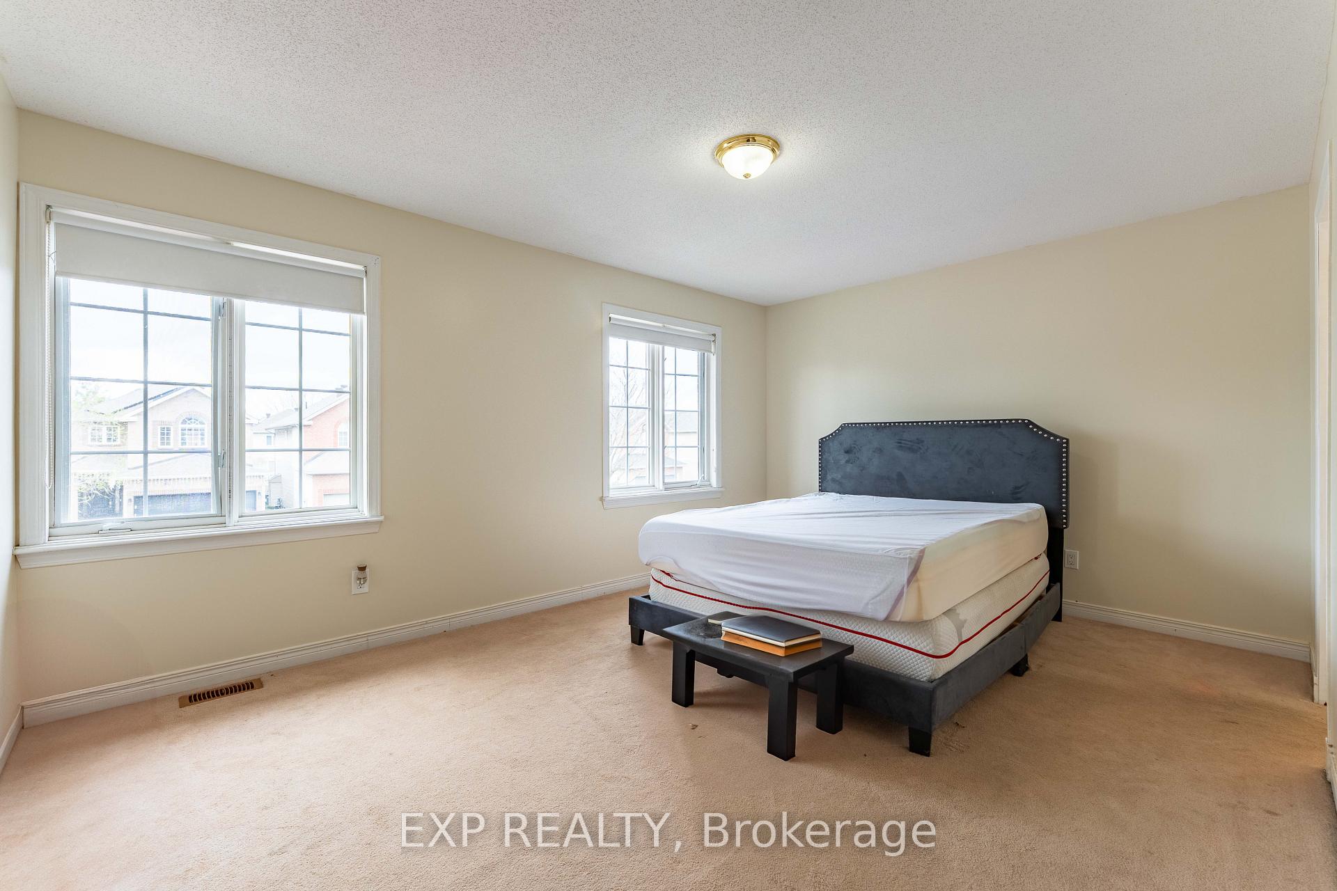 Photo 26 of 57 Craighall Circle, Ottawa, Hunt Club Park/Greenboro — HOMEH