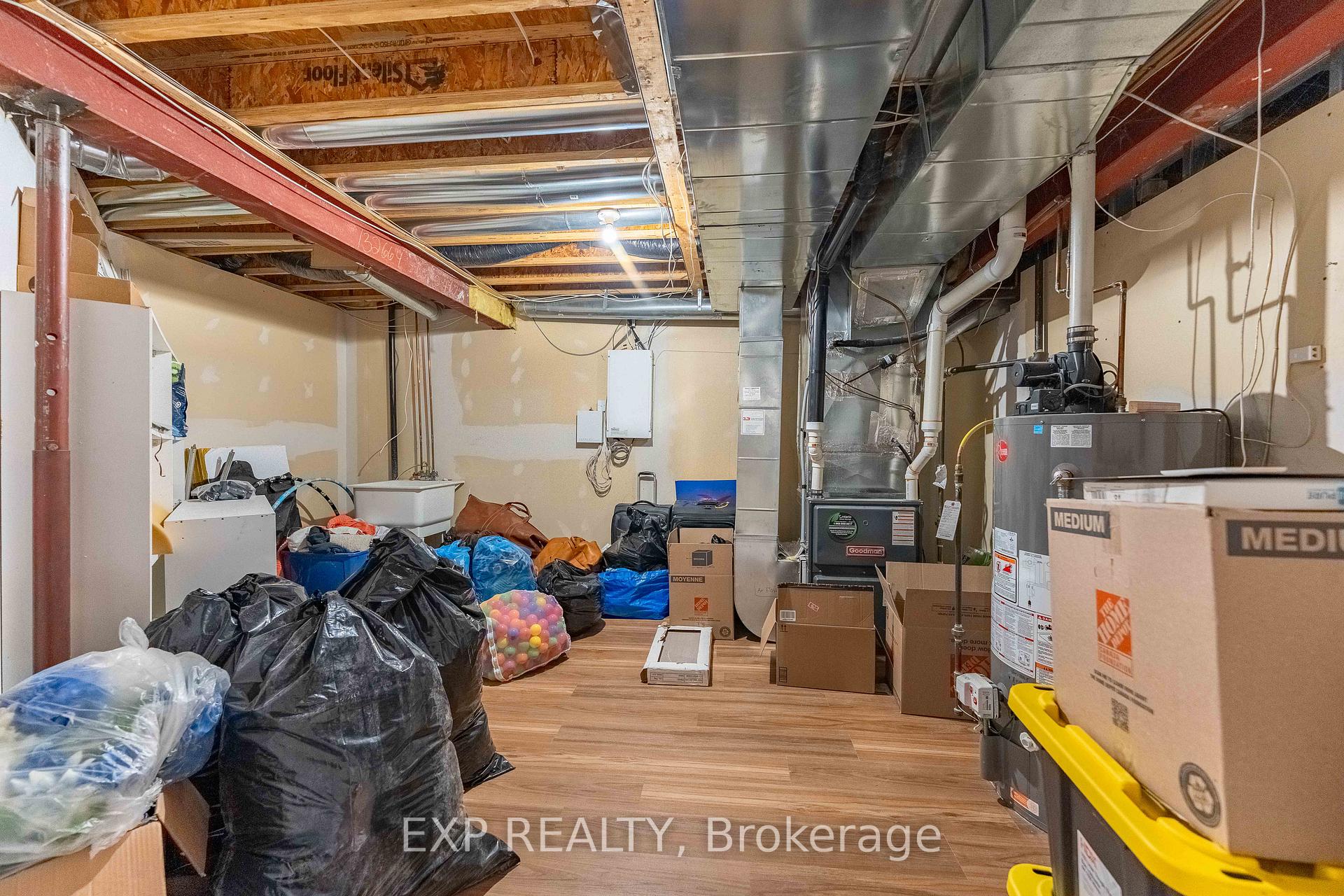 Photo 36 of 57 Craighall Circle, Ottawa, Hunt Club Park/Greenboro — HOMEH