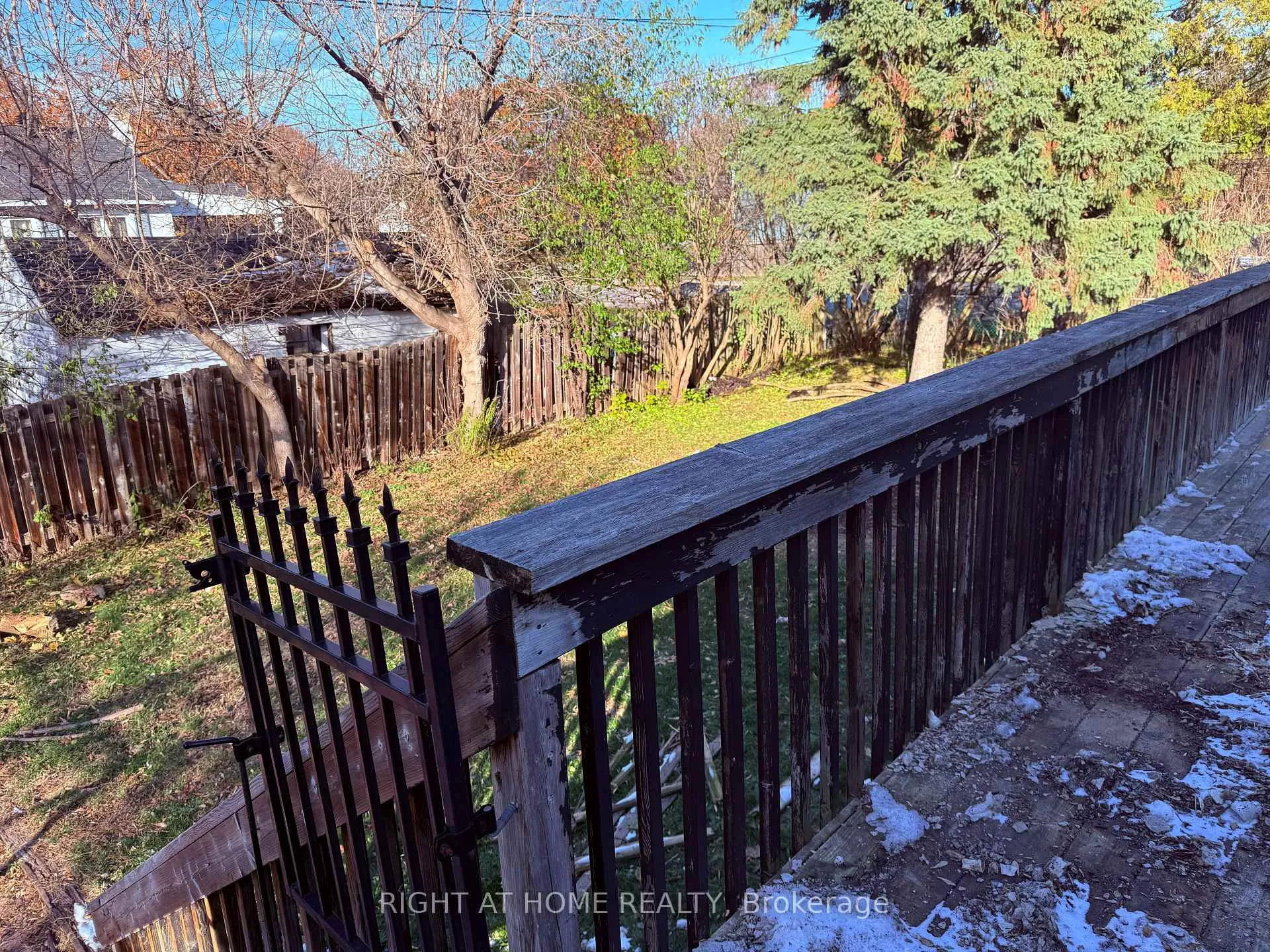 Photo 14 of 97 Rita Avenue, Ottawa, Meadowlands/St. Claire Gardens — HOMEH