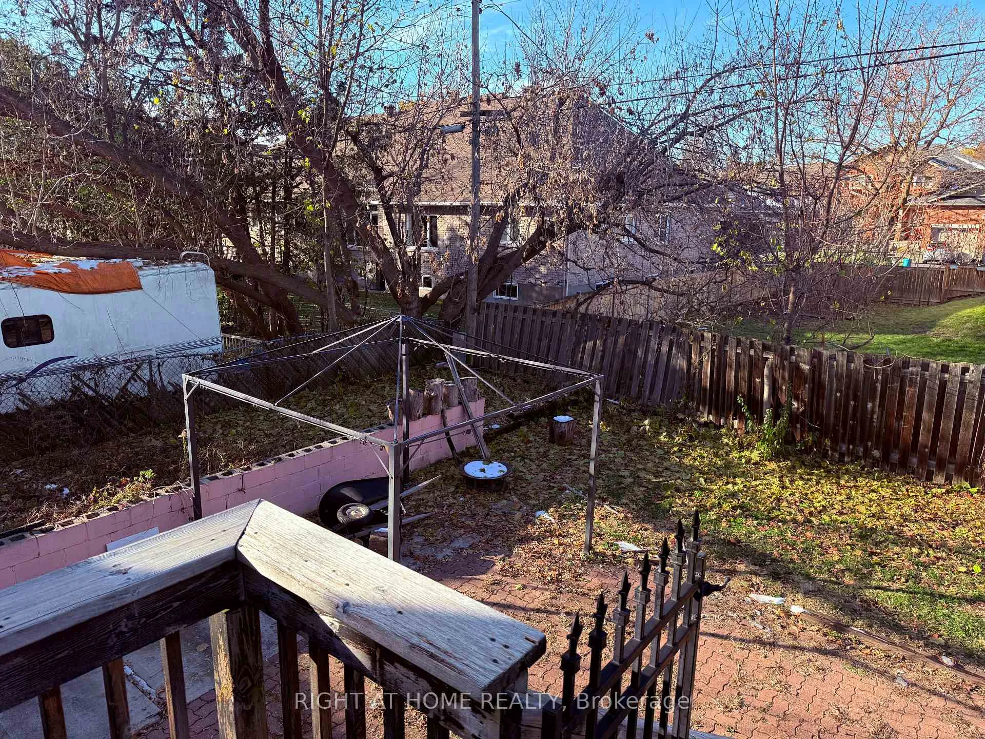 Photo 15 of 97 Rita Avenue, Ottawa, Meadowlands/St. Claire Gardens — HOMEH