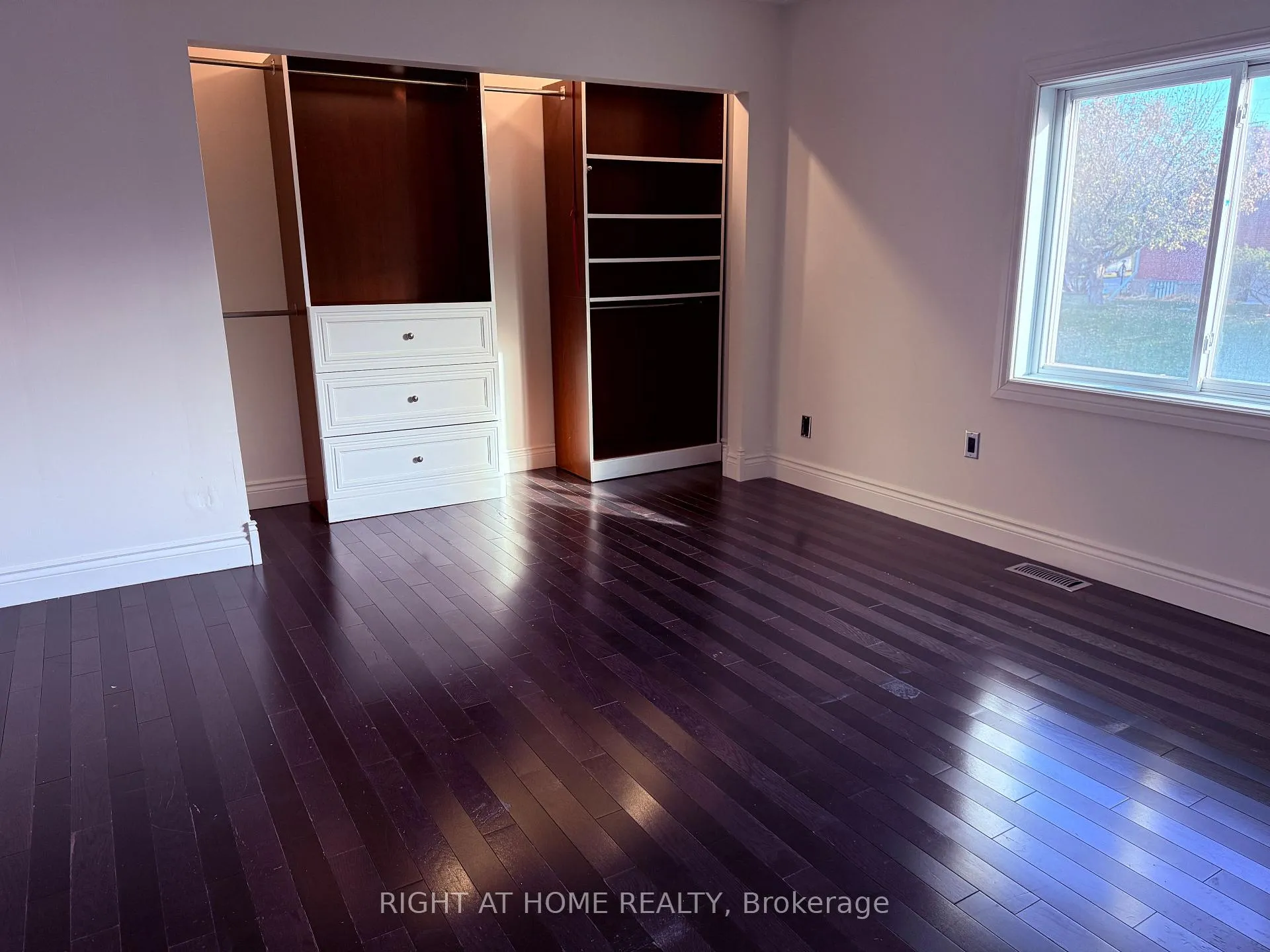 Photo 18 of 97 Rita Avenue, Ottawa, Meadowlands/St. Claire Gardens — HOMEH