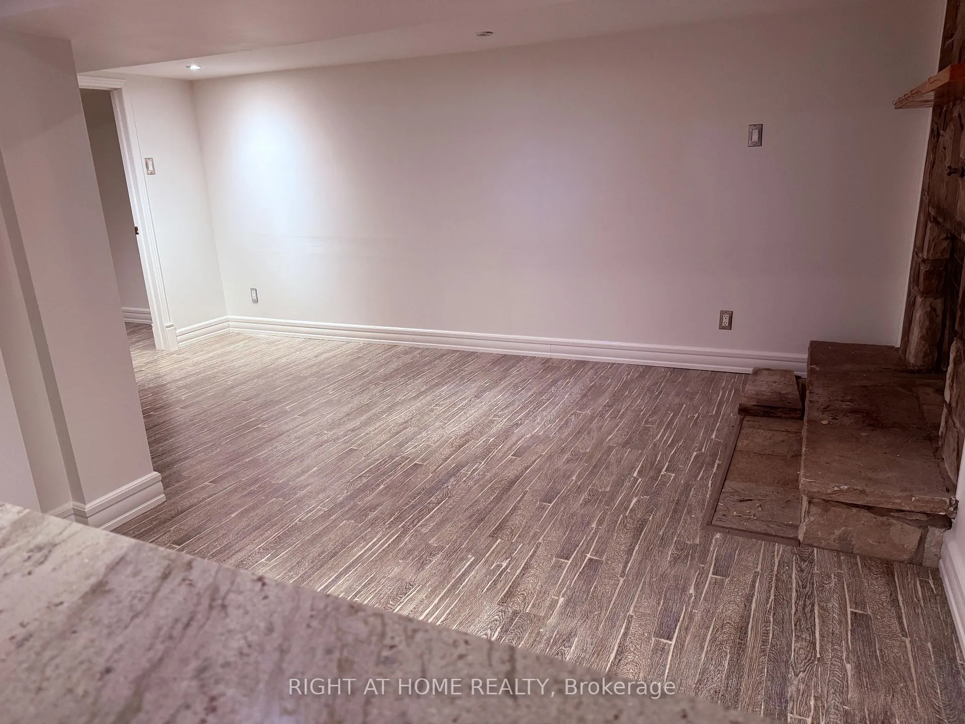 Photo 27 of 97 Rita Avenue, Ottawa, Meadowlands/St. Claire Gardens — HOMEH