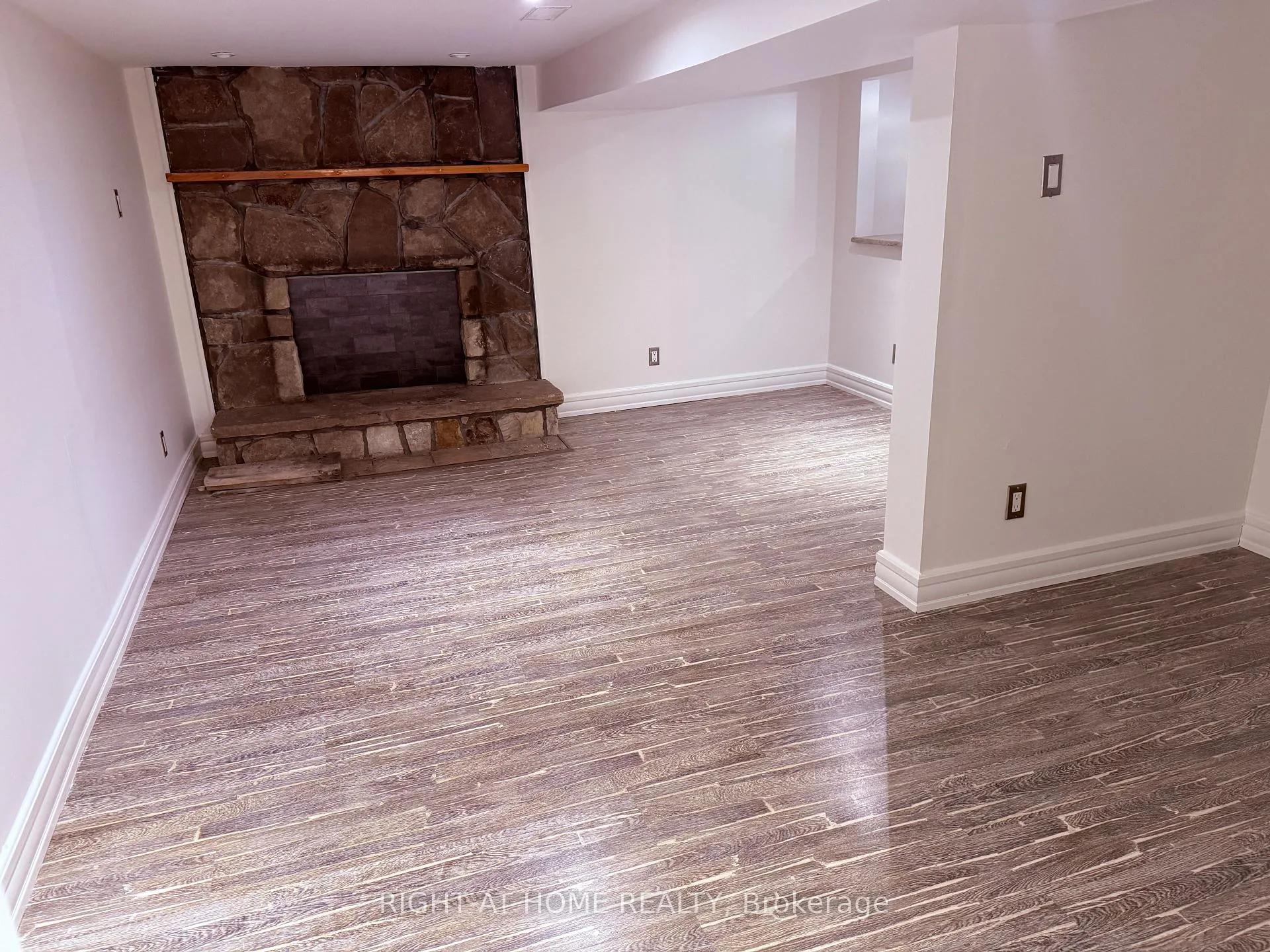 Photo 28 of 97 Rita Avenue, Ottawa, Meadowlands/St. Claire Gardens — HOMEH