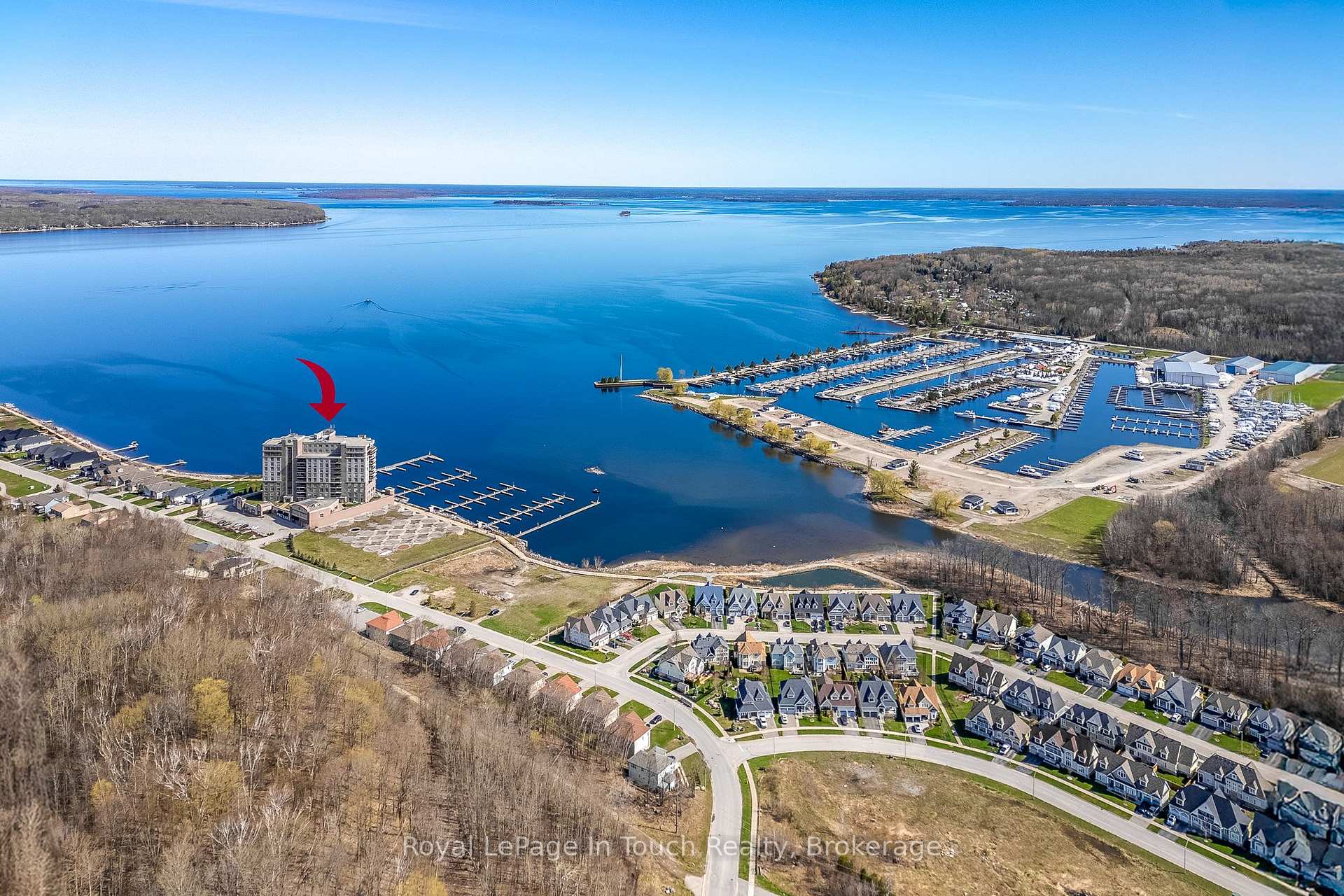 Photo 5 of Unit UPH3, 699 Aberdeen Boulevard, Midland — HOMEH