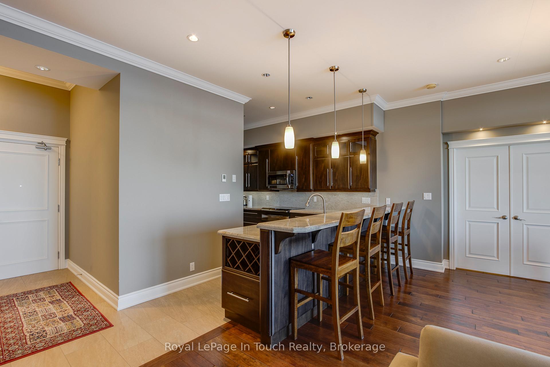 Photo 16 of Unit UPH3, 699 Aberdeen Boulevard, Midland — HOMEH