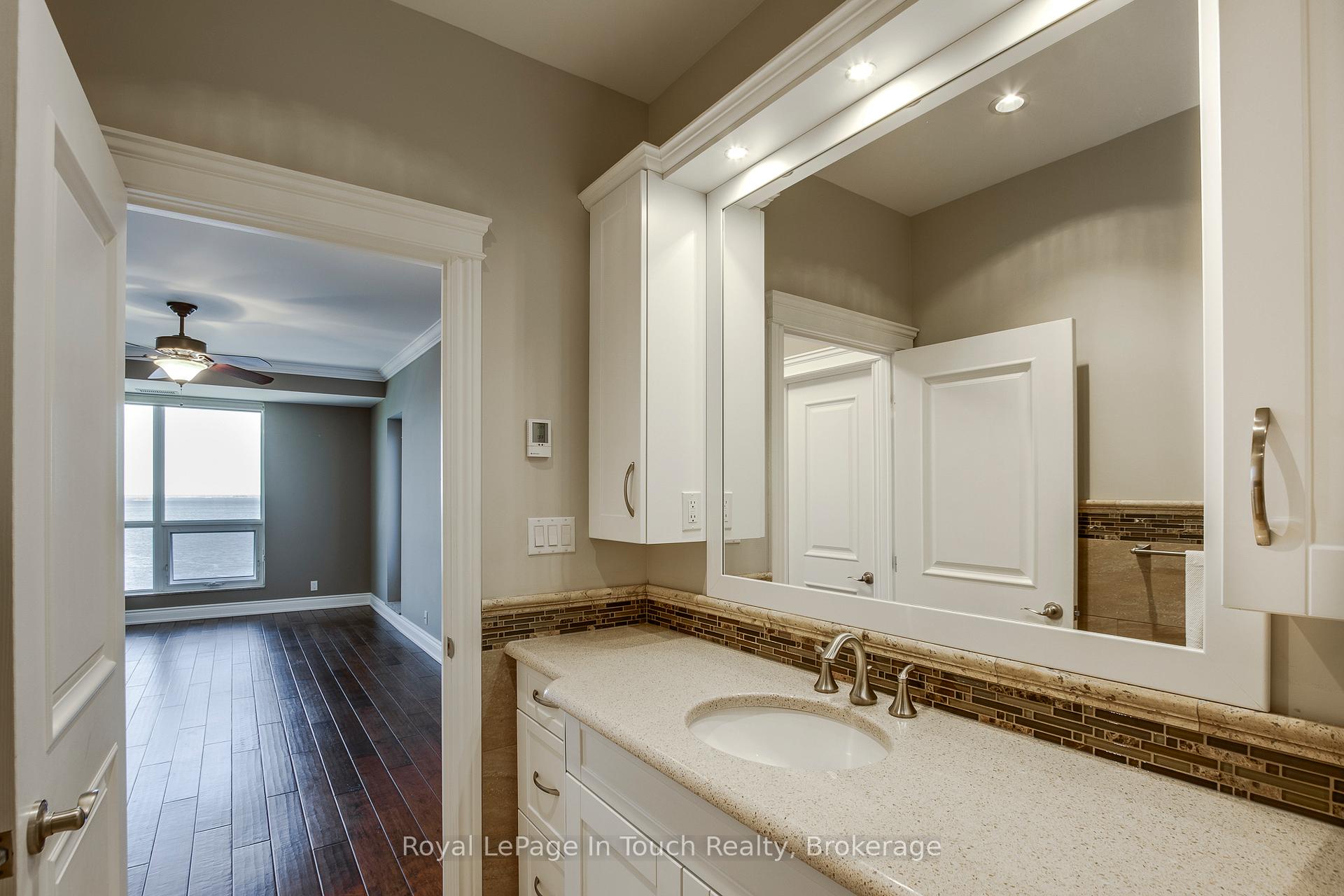 Photo 27 of Unit UPH3, 699 Aberdeen Boulevard, Midland — HOMEH