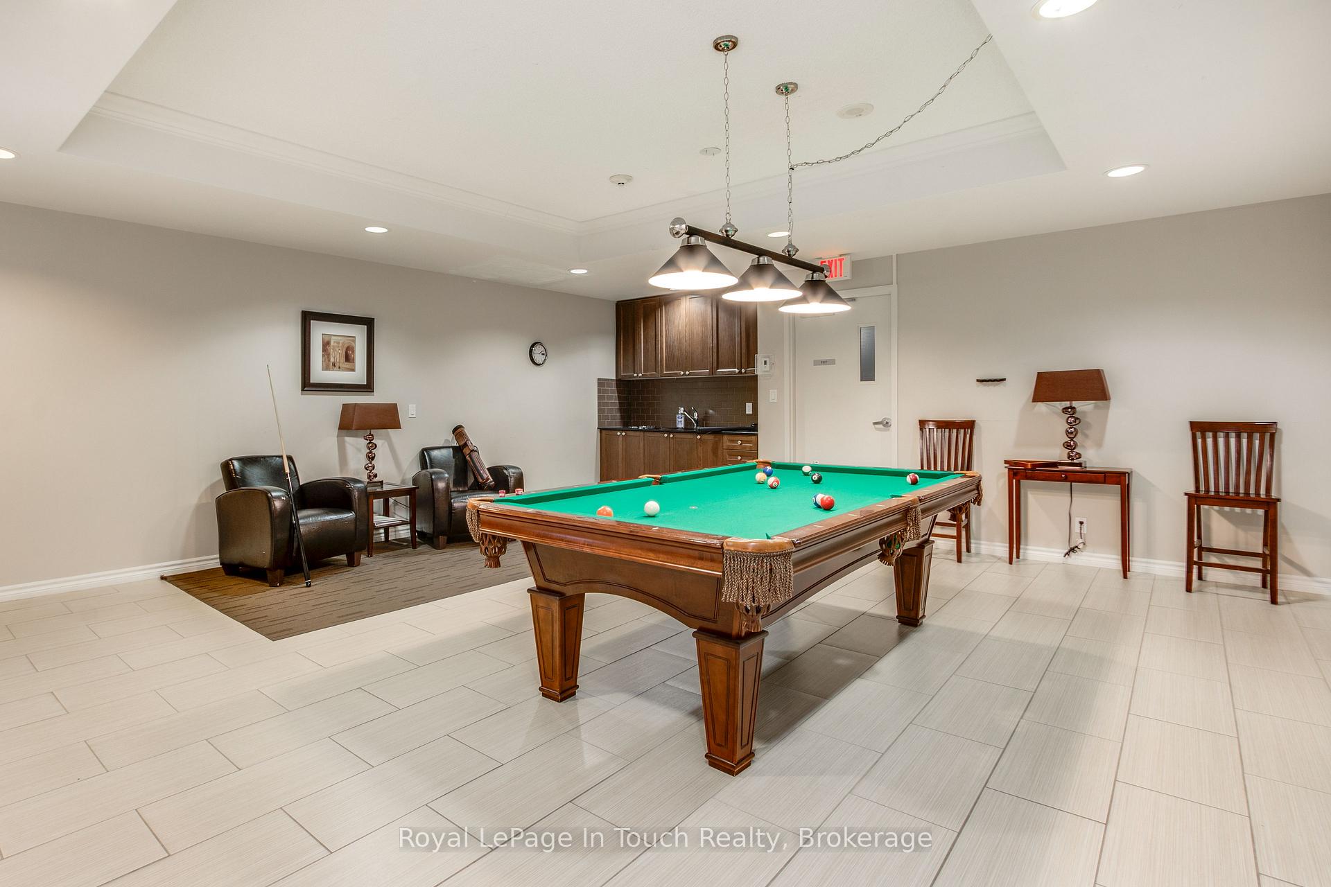 Photo 32 of Unit UPH3, 699 Aberdeen Boulevard, Midland — HOMEH