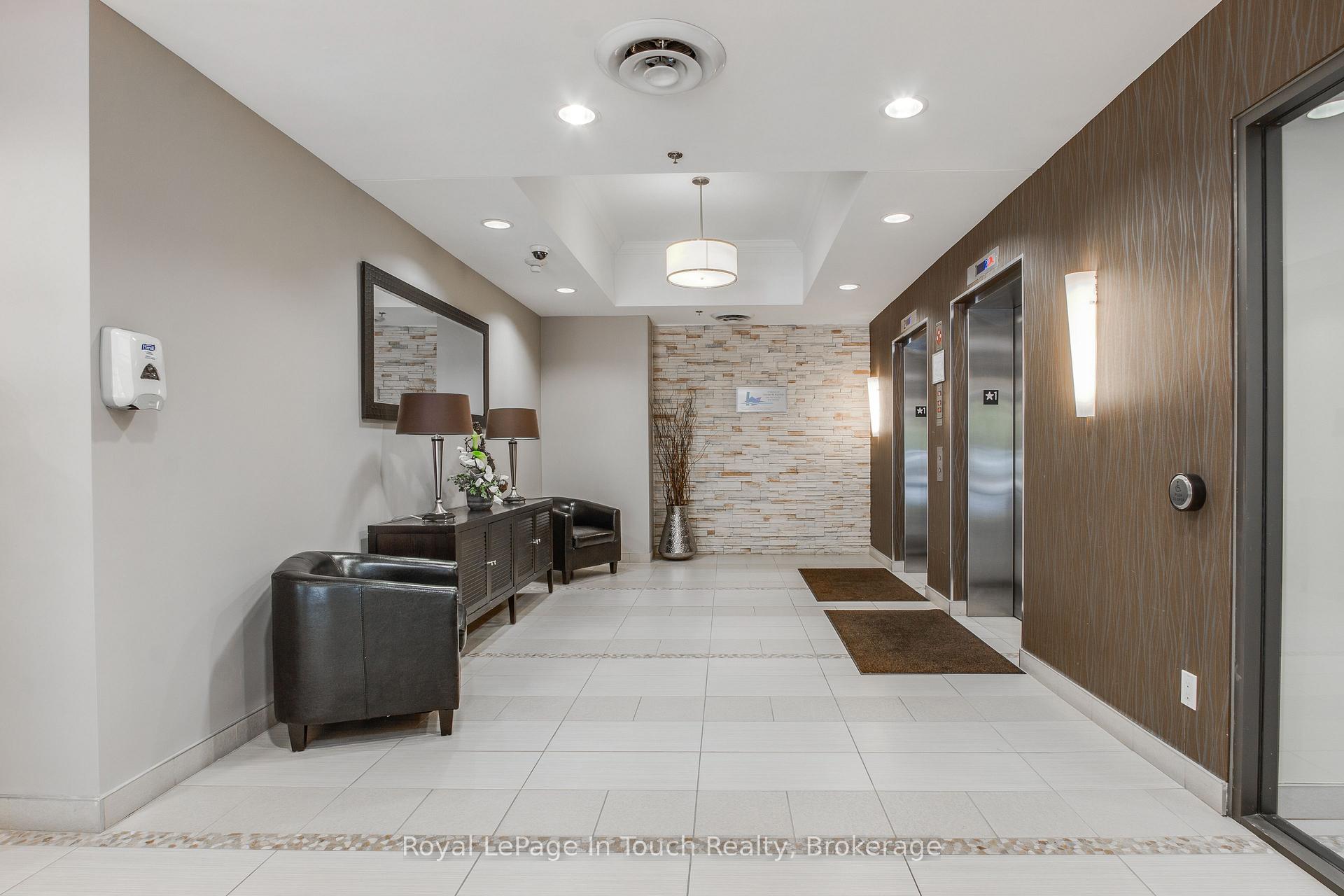 Photo 40 of Unit UPH3, 699 Aberdeen Boulevard, Midland — HOMEH