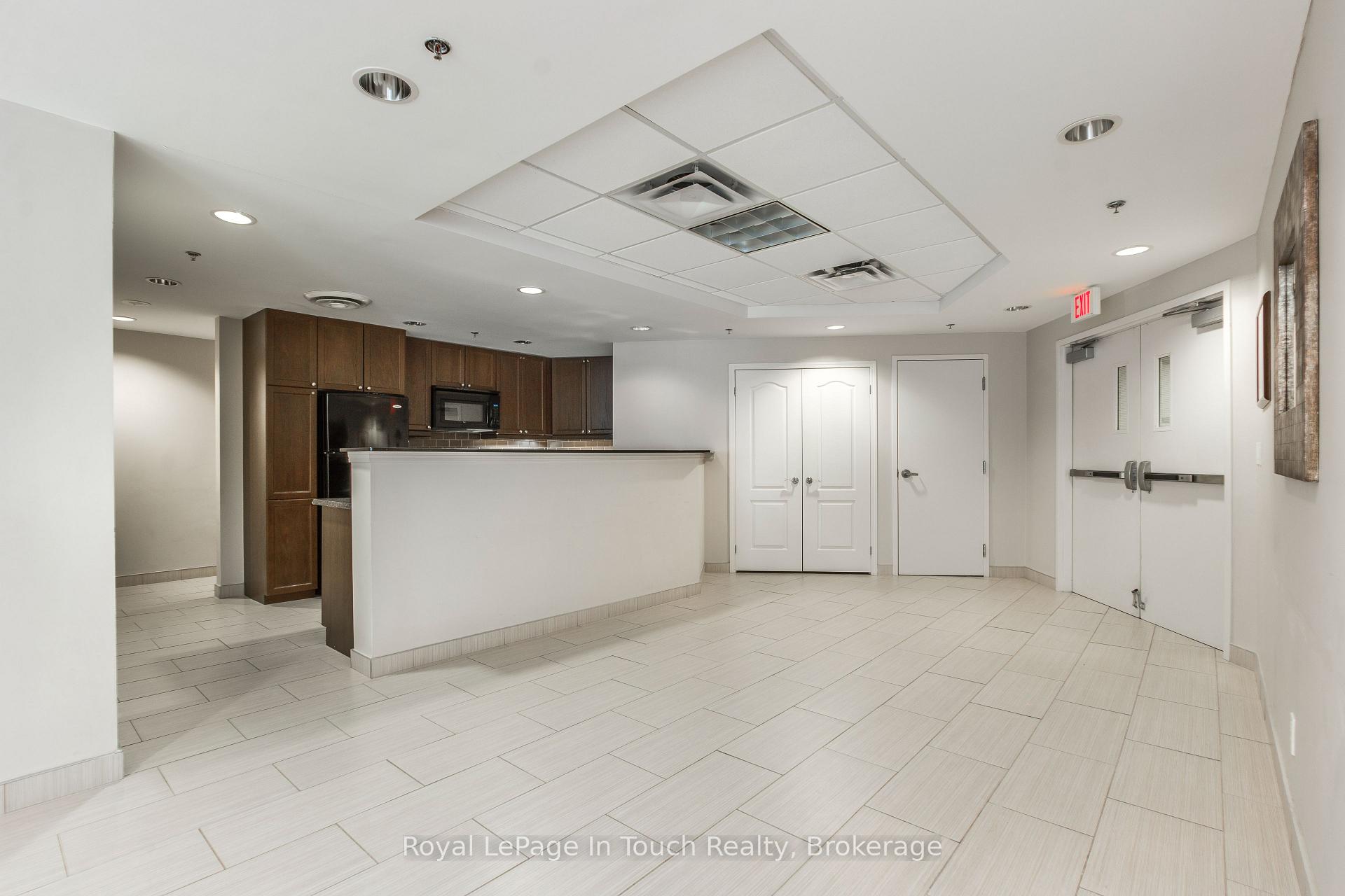 Photo 45 of Unit UPH3, 699 Aberdeen Boulevard, Midland — HOMEH