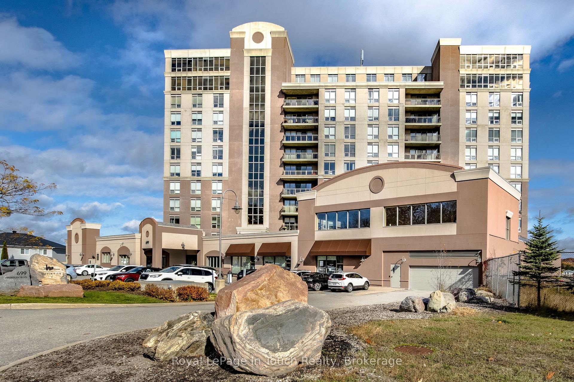 Photo 41 of Unit UPH3, 699 Aberdeen Boulevard, Midland — HOMEH