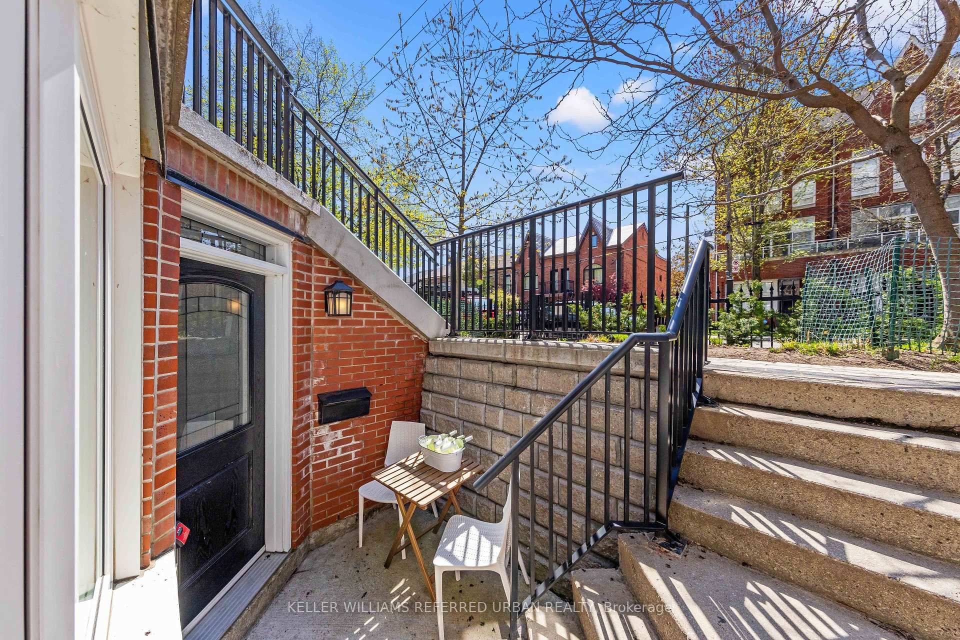 Photo 4 of Unit 45A, 39 Tecumseth Street, Toronto, Niagara — HOMEH