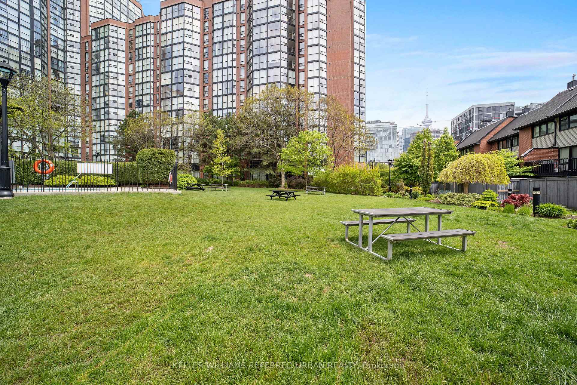 Photo 38 of Unit 45A, 39 Tecumseth Street, Toronto, Niagara — HOMEH
