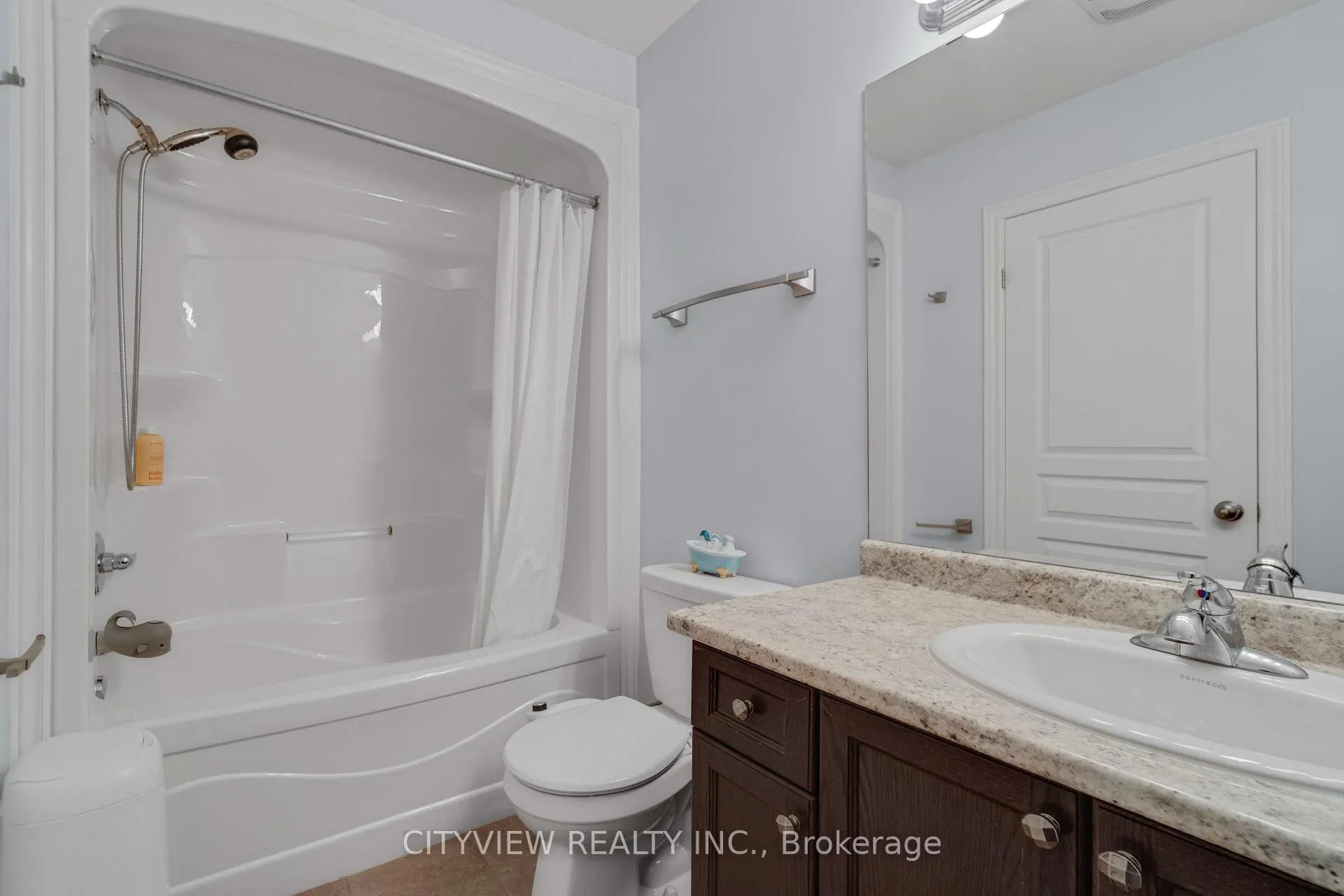 Photo 15 of 41 Bellagio Avenue, Hamilton, Stoney Creek Mountain — HOMEH