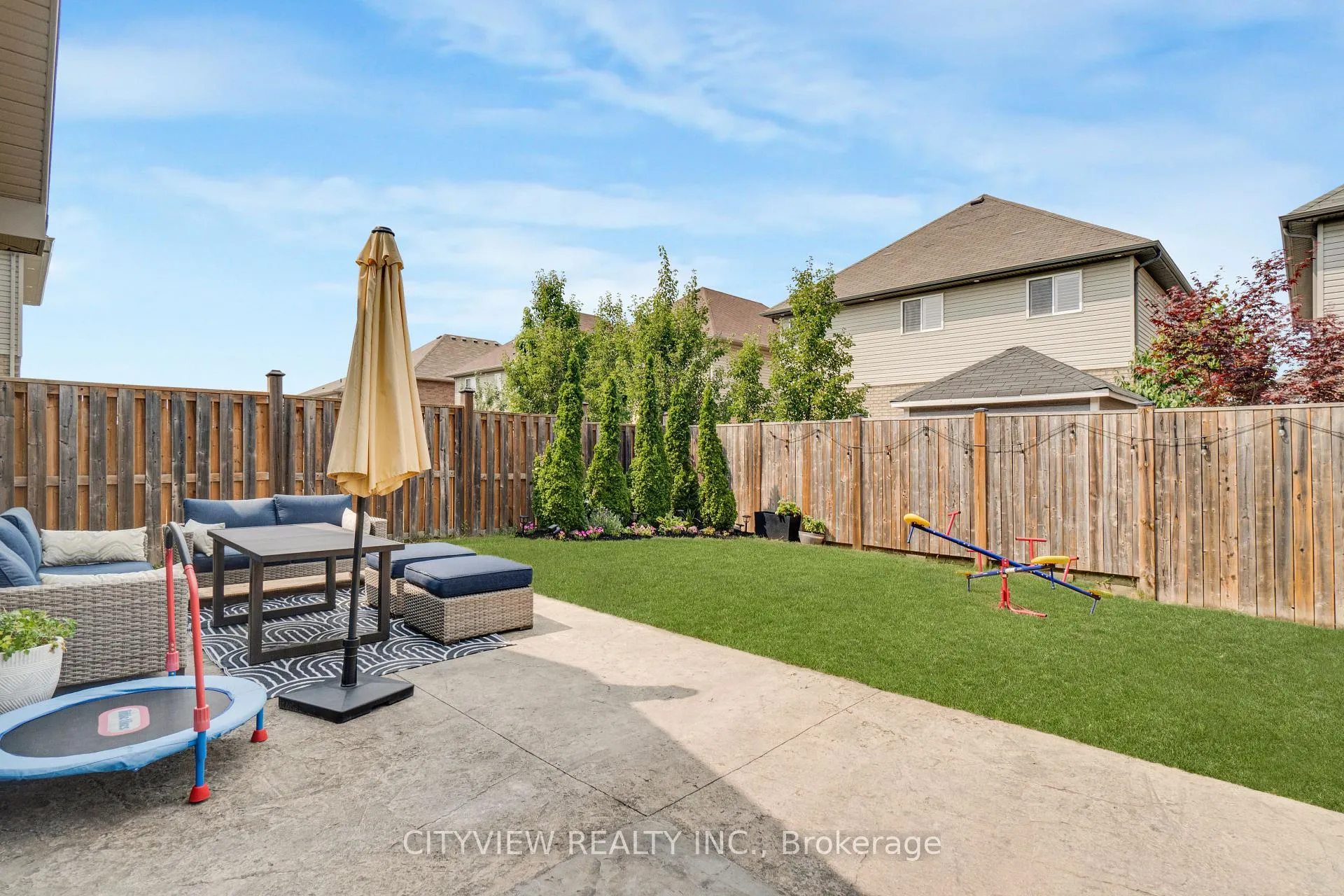 Photo 23 of 41 Bellagio Avenue, Hamilton, Stoney Creek Mountain — HOMEH