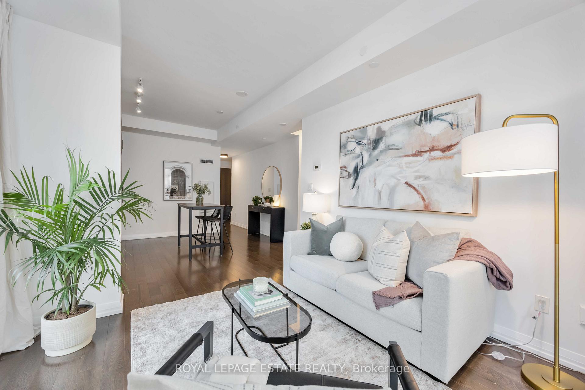 Photo 6 of Unit 705, 460 Adelaide Street E, Toronto, Moss Park — HOMEH