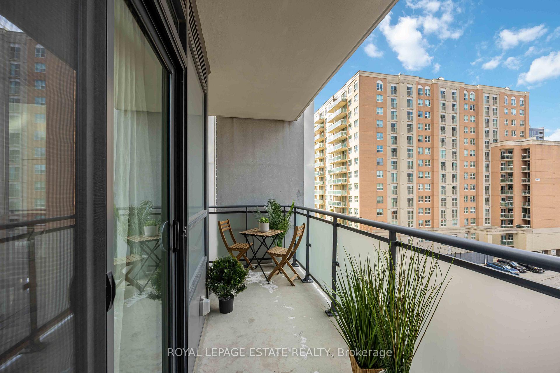 Photo 17 of Unit 705, 460 Adelaide Street E, Toronto, Moss Park — HOMEH