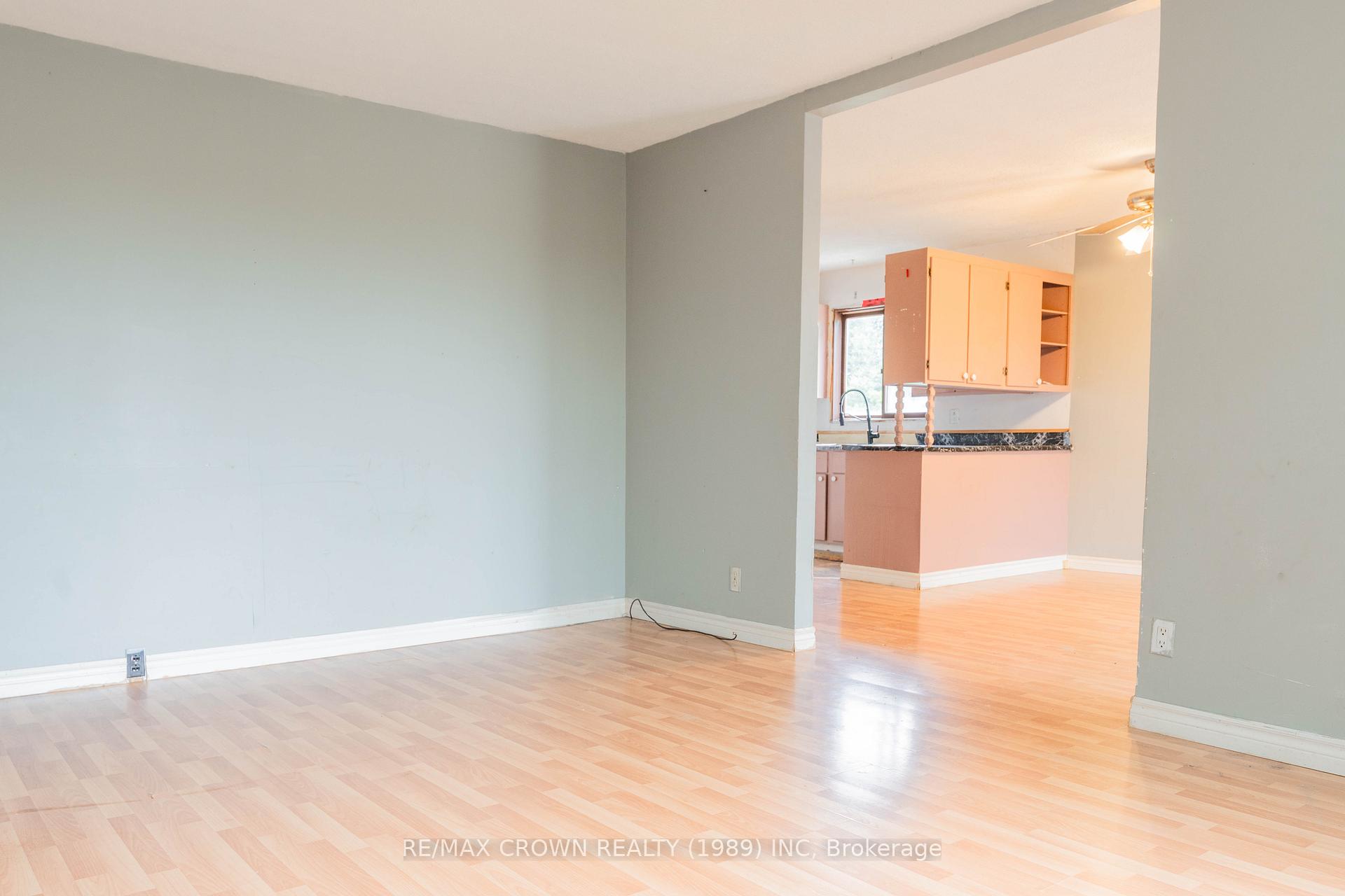 Photo 10 of 50 Brunelle Road S, Kapuskasing — HOMEH