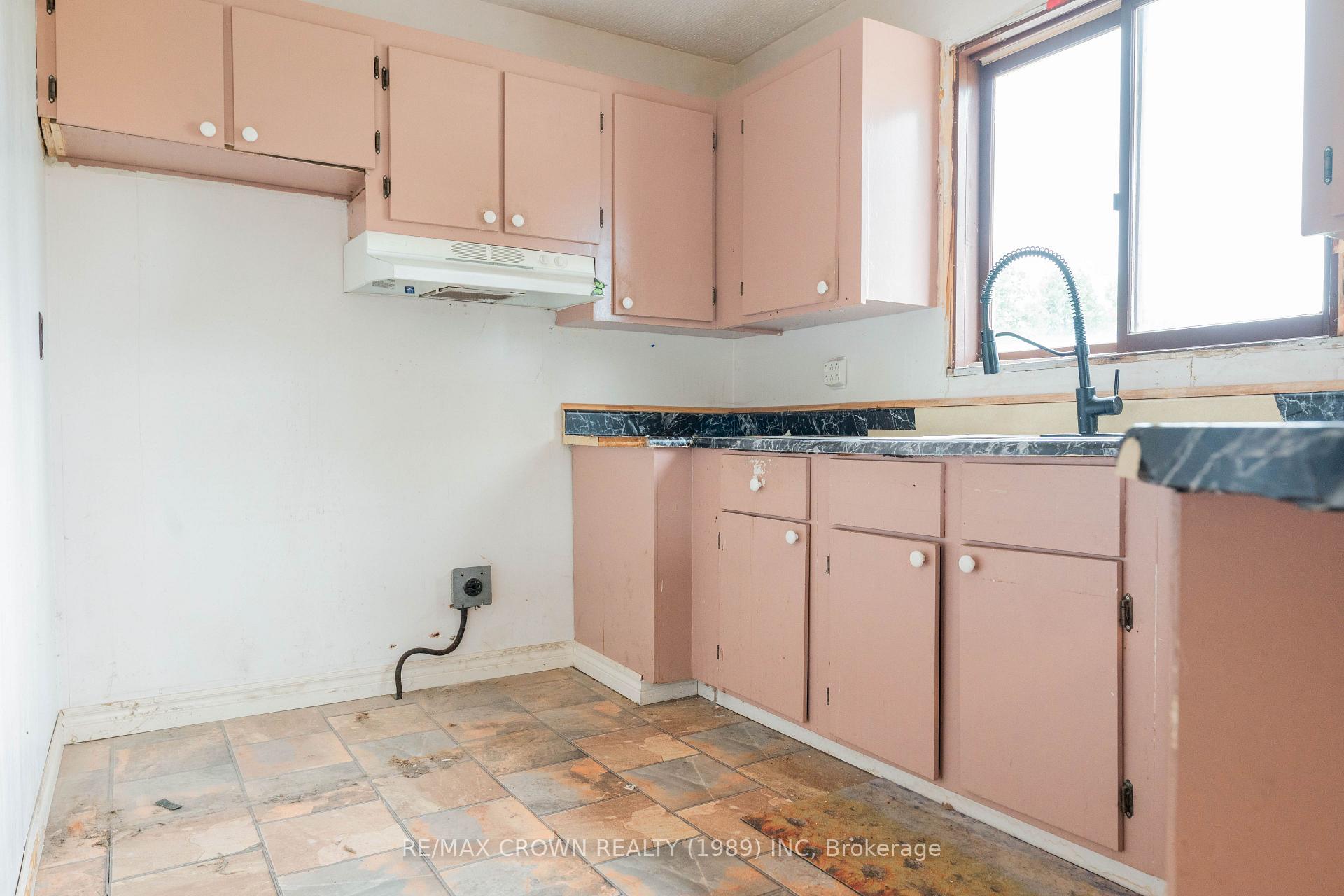 Photo 12 of 50 Brunelle Road S, Kapuskasing — HOMEH