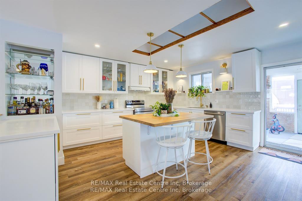 Photo 2 of 469A 14th Street, Hanover — HOMEH