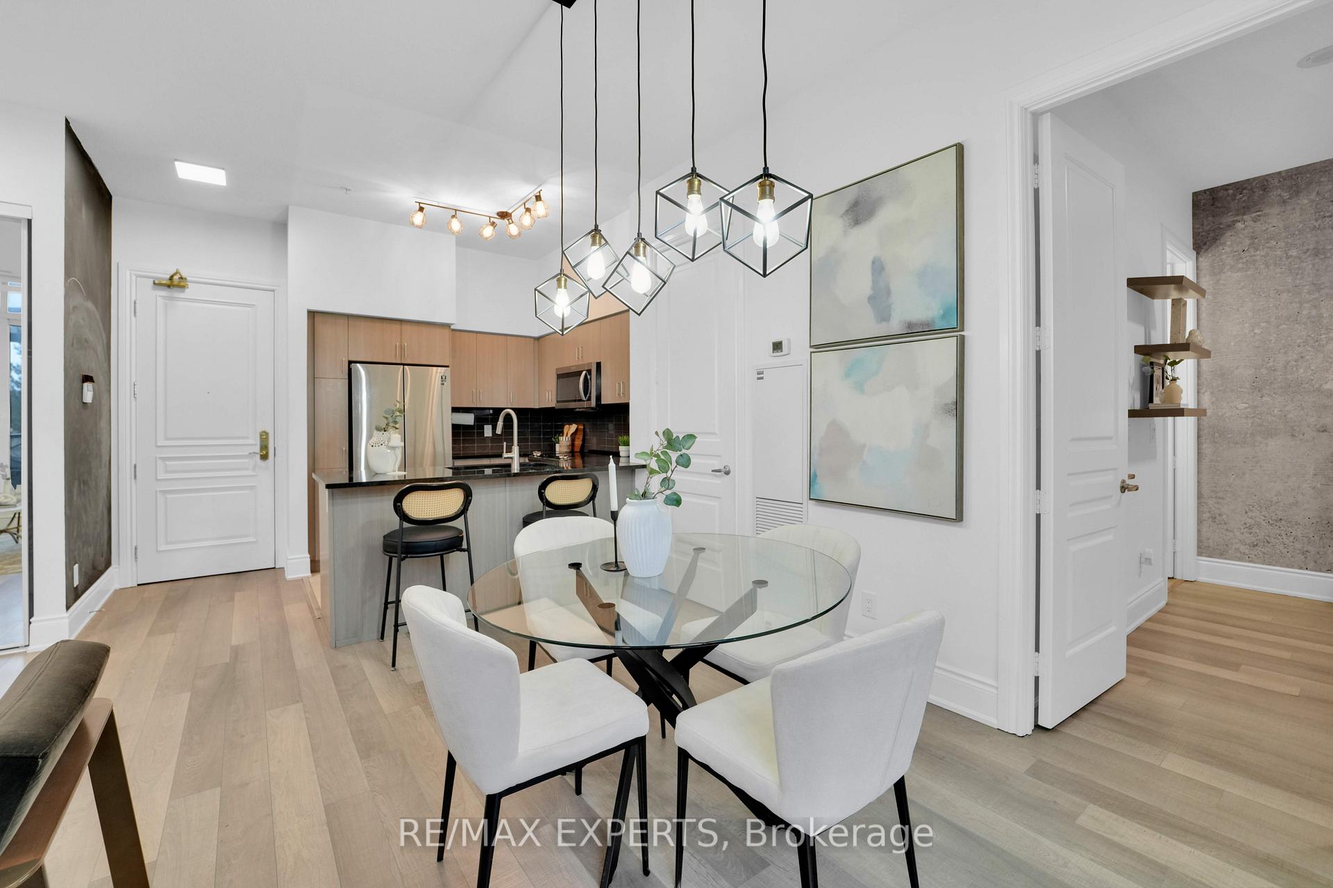 Photo 5 of Unit 101, 9255 Jane Street, Vaughan, Maple — HOMEH