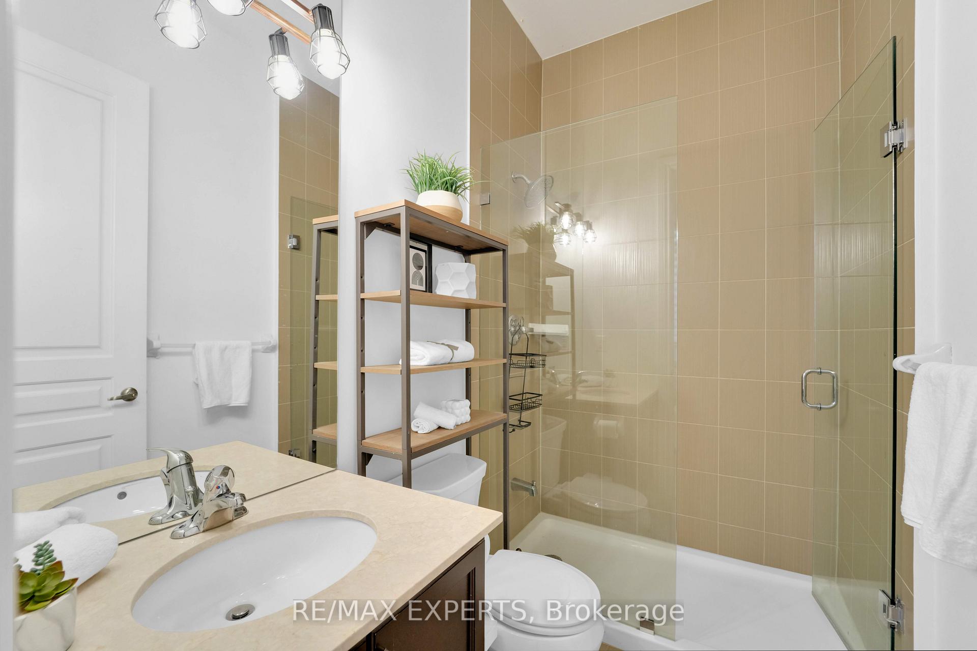 Photo 7 of Unit 101, 9255 Jane Street, Vaughan, Maple — HOMEH