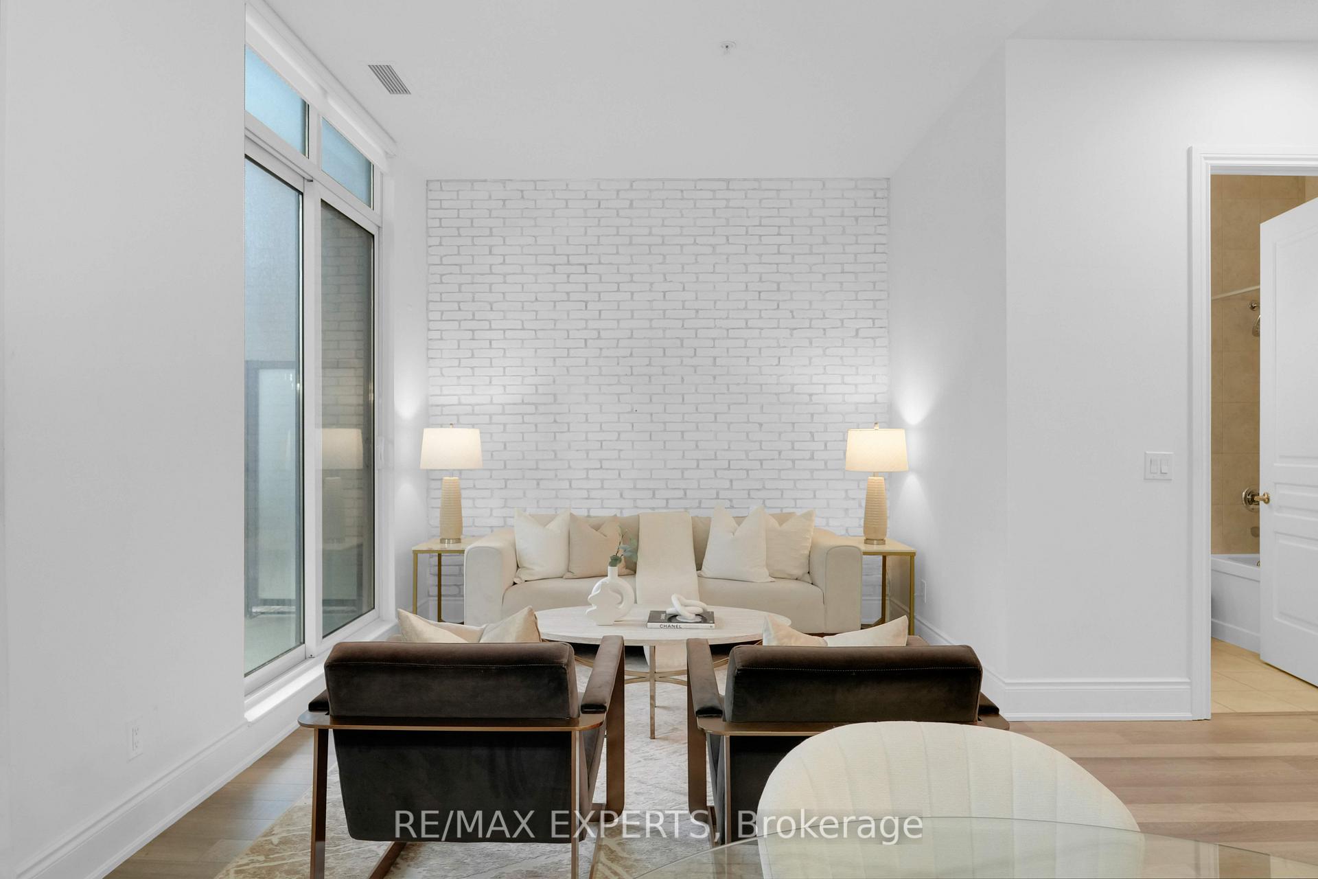 Photo 10 of Unit 101, 9255 Jane Street, Vaughan, Maple — HOMEH