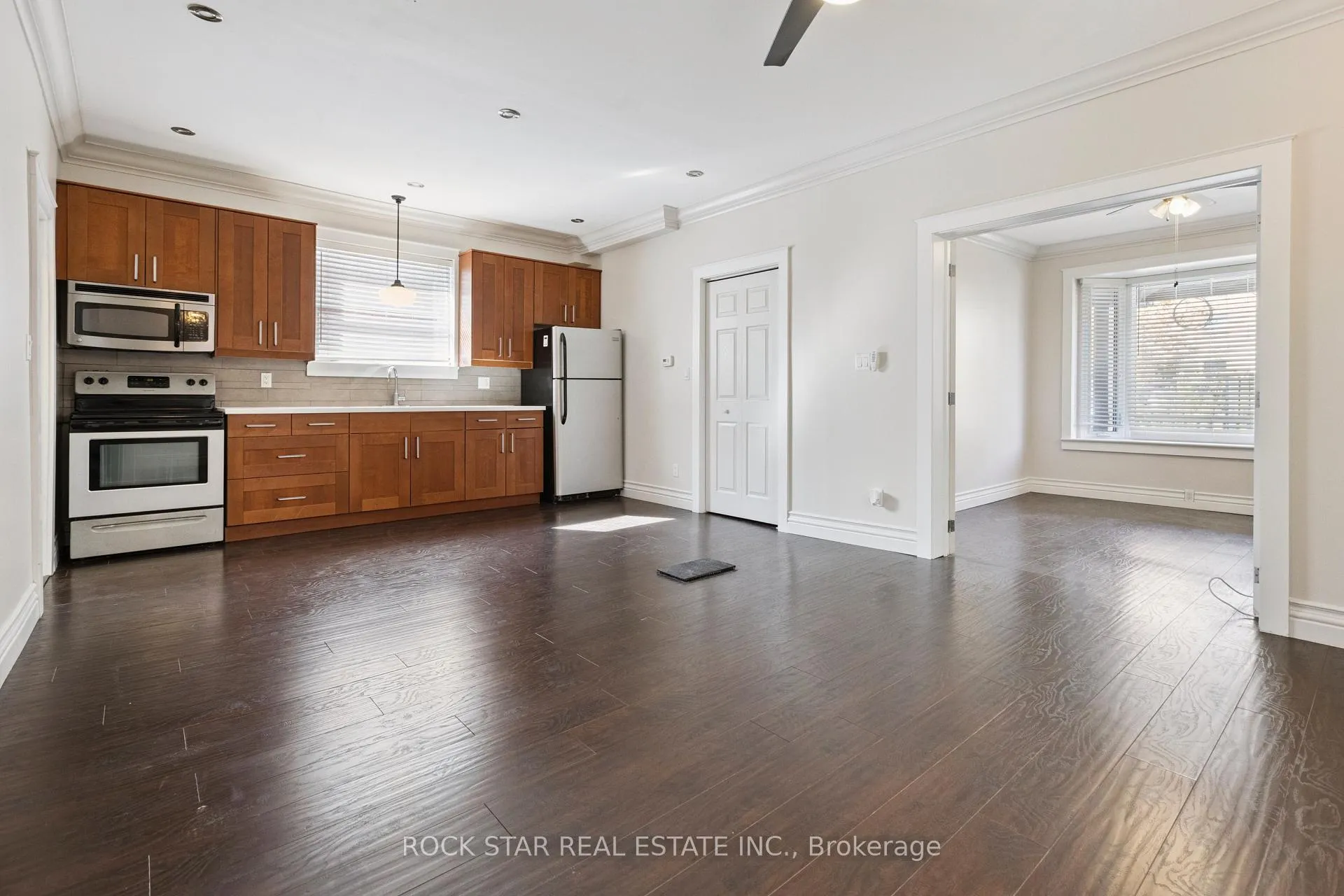 Photo 24 of 43 Eby Street S, Kitchener, Cedar Hill — HOMEH