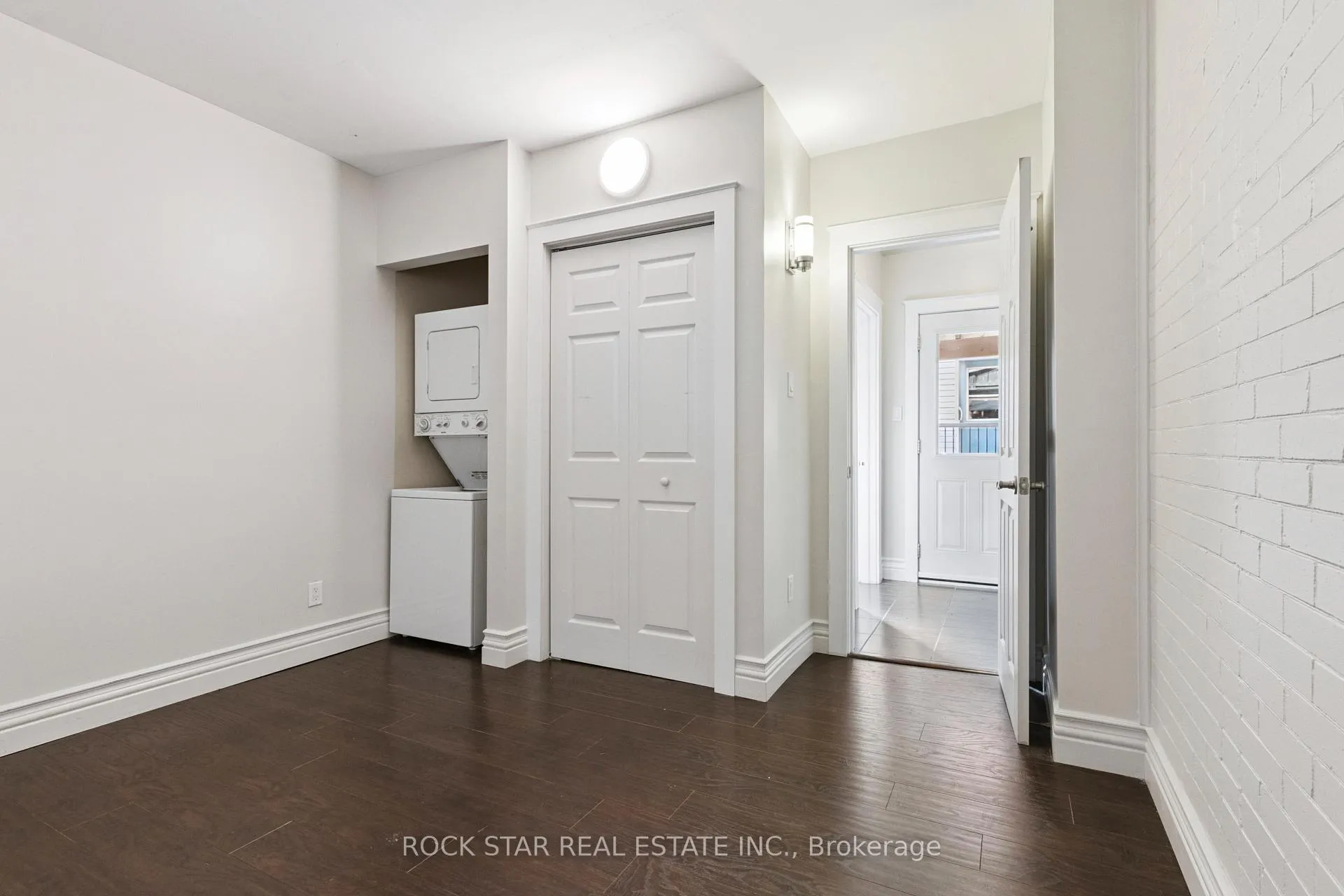 Photo 43 of 43 Eby Street S, Kitchener, Cedar Hill — HOMEH