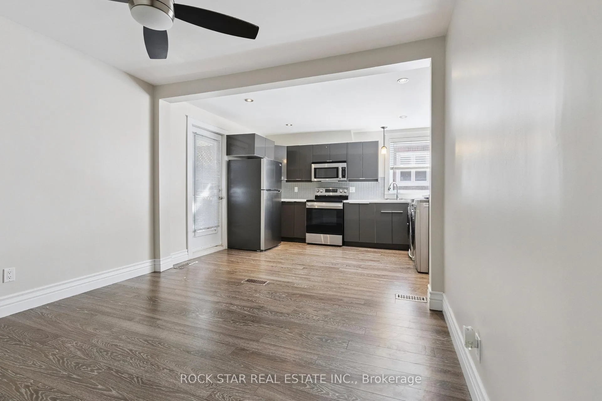 Photo 76 of 43 Eby Street S, Kitchener, Cedar Hill — HOMEH