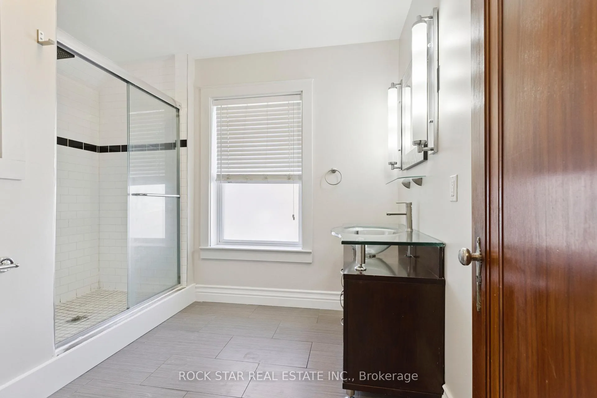 Photo 96 of 43 Eby Street S, Kitchener, Cedar Hill — HOMEH