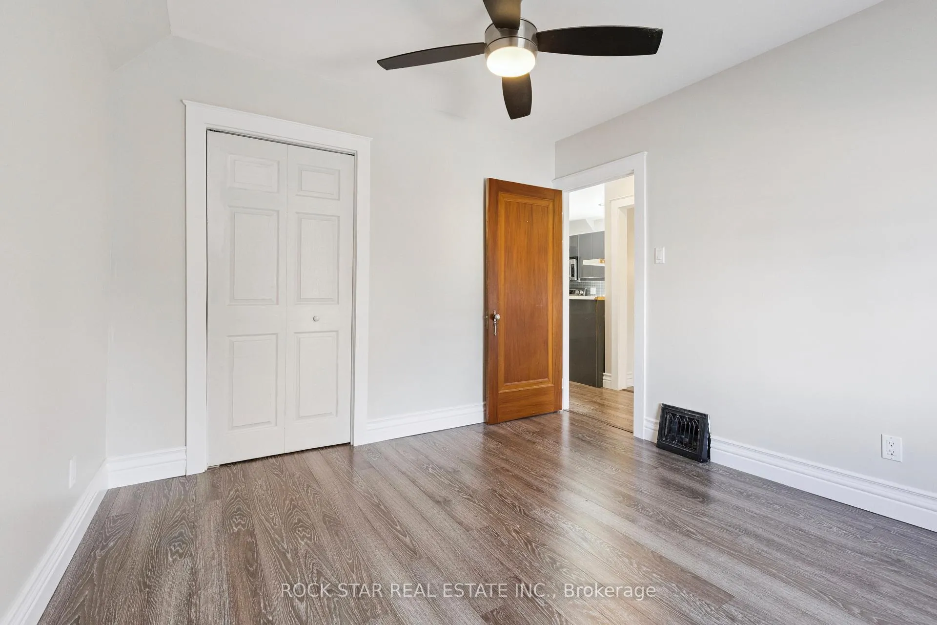 Photo 104 of 43 Eby Street S, Kitchener, Cedar Hill — HOMEH