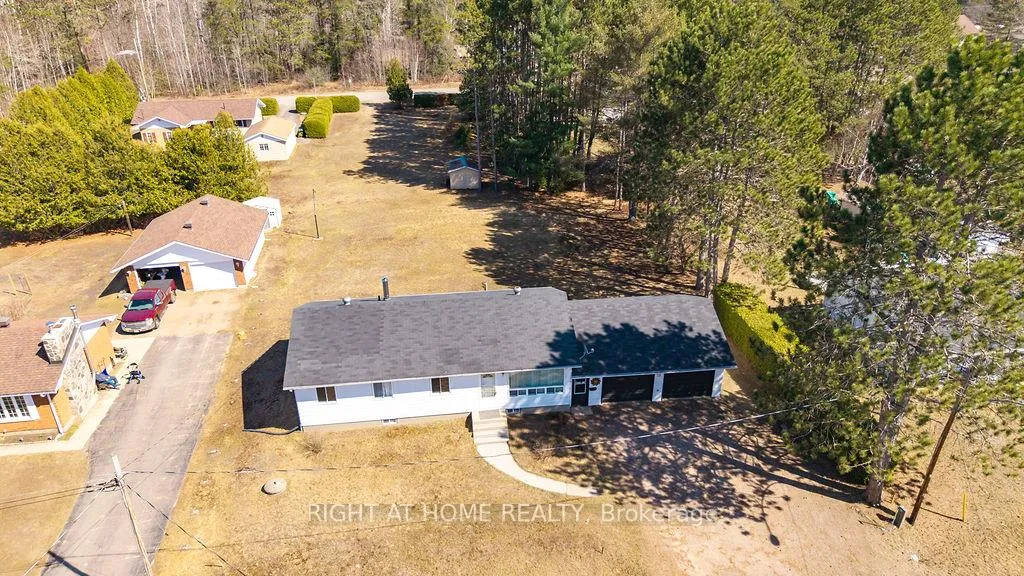 Photo 6 of 28 Jackpine Street, Madawaska Valley, Madawaska Valley — HOMEH