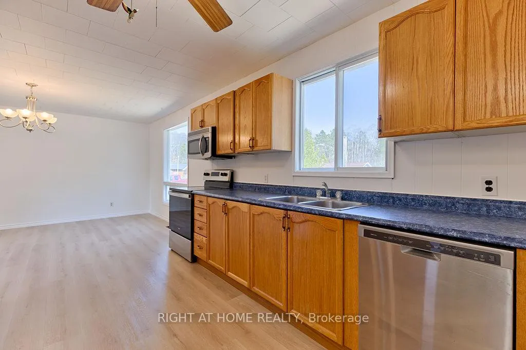 Photo 14 of 28 Jackpine Street, Madawaska Valley, Madawaska Valley — HOMEH