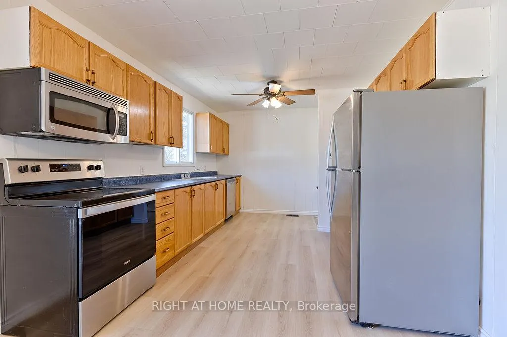 Photo 16 of 28 Jackpine Street, Madawaska Valley, Madawaska Valley — HOMEH