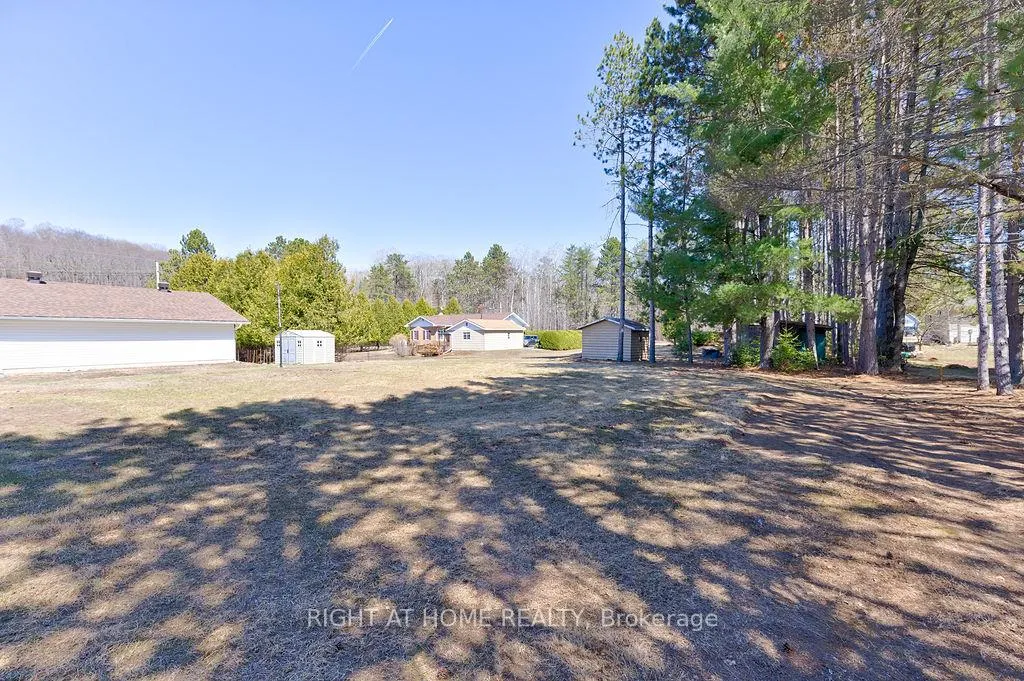 Photo 19 of 28 Jackpine Street, Madawaska Valley, Madawaska Valley — HOMEH