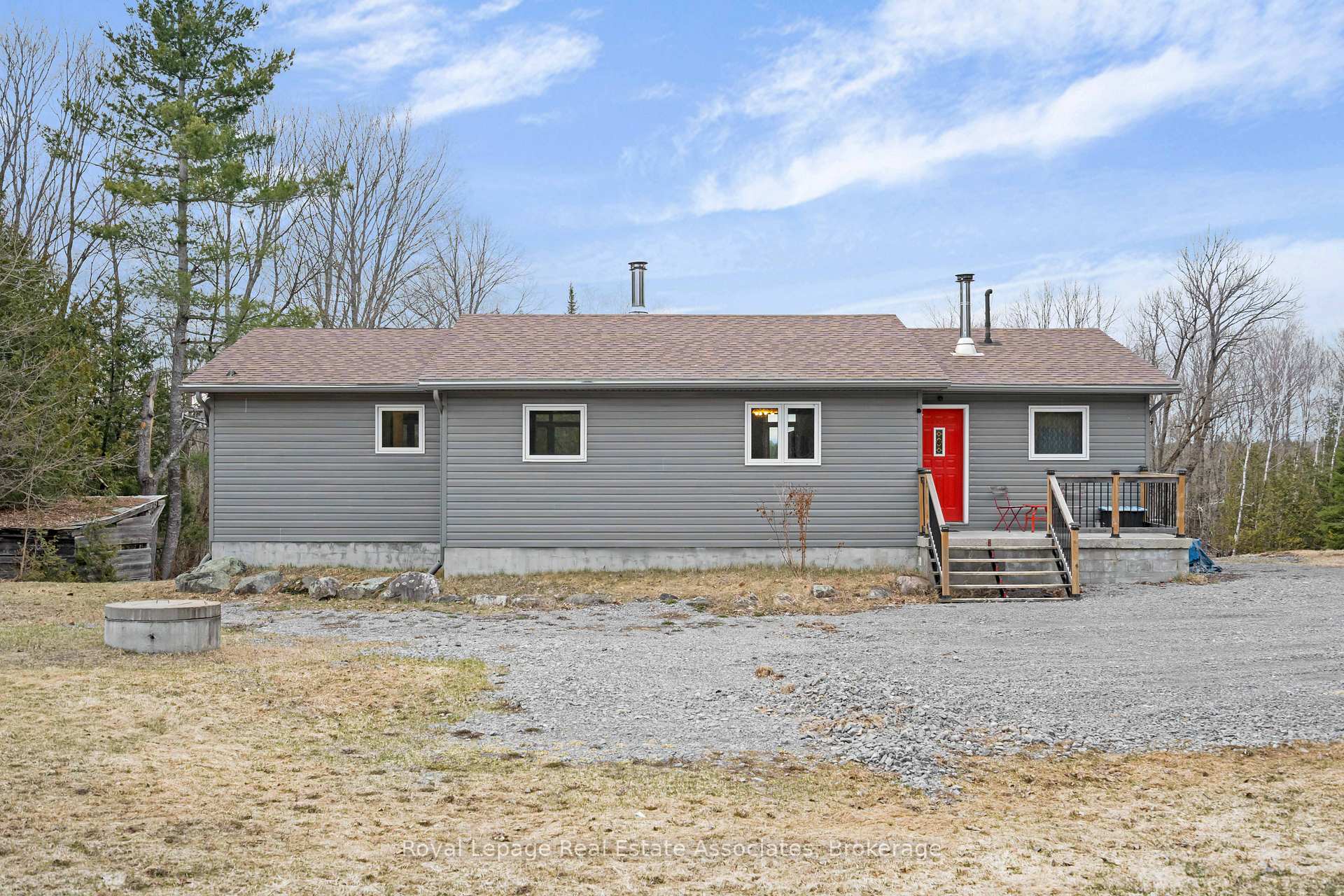 Photo 5 of 1713 Weslemkoon Lake Road, Limerick — HOMEH