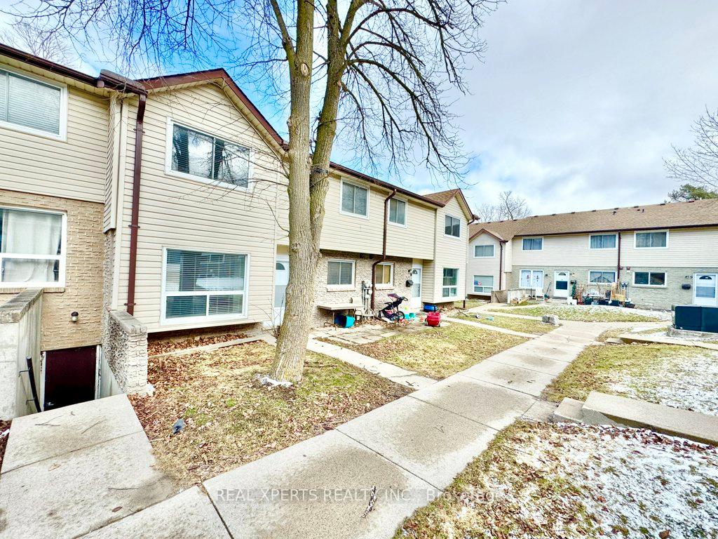 Photo 6 of Unit Unit# 15, 453 Albert St Street, Waterloo — HOMEH