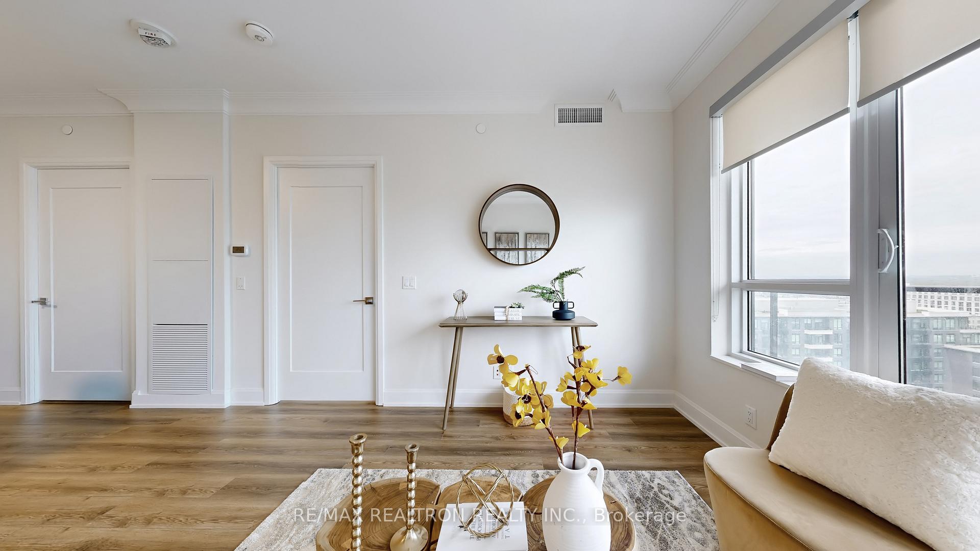 Photo 8 of Unit 1501, 18 Water Walk Drive, Markham, Unionville — HOMEH