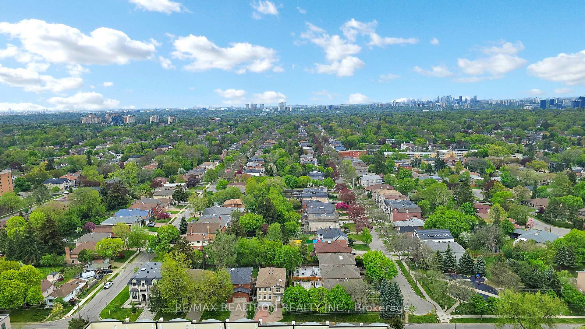 Photo 26 of Unit 1501, 18 Water Walk Drive, Markham, Unionville — HOMEH