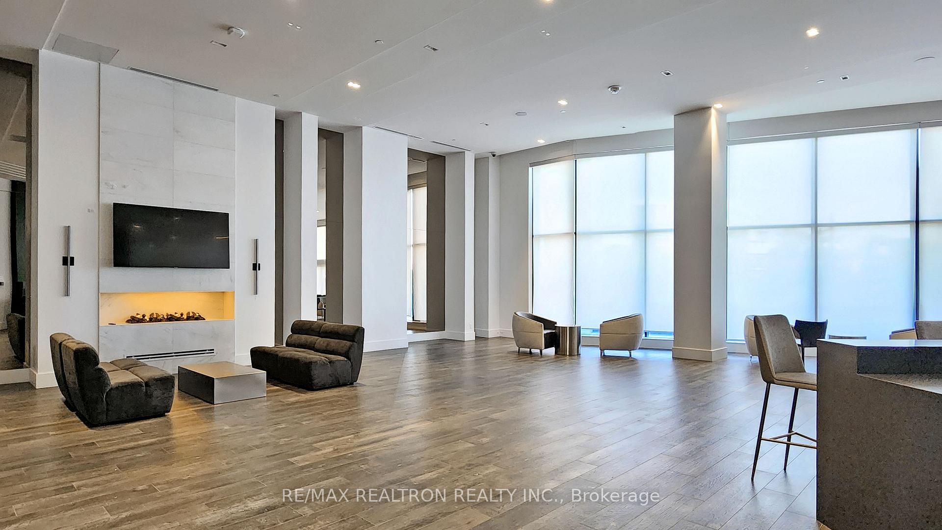 Photo 28 of Unit 1501, 18 Water Walk Drive, Markham, Unionville — HOMEH