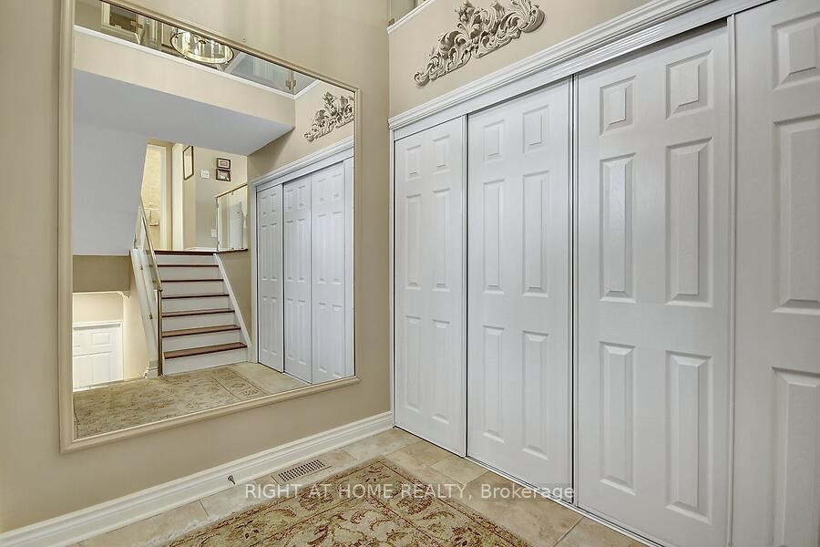 Photo 4 of 3468 Paul Anka Drive, Ottawa, Hunt Club — HOMEH