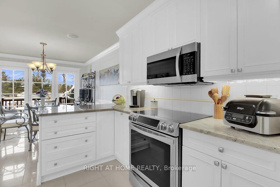 Photo 14 of 3468 Paul Anka Drive, Ottawa, Hunt Club — HOMEH