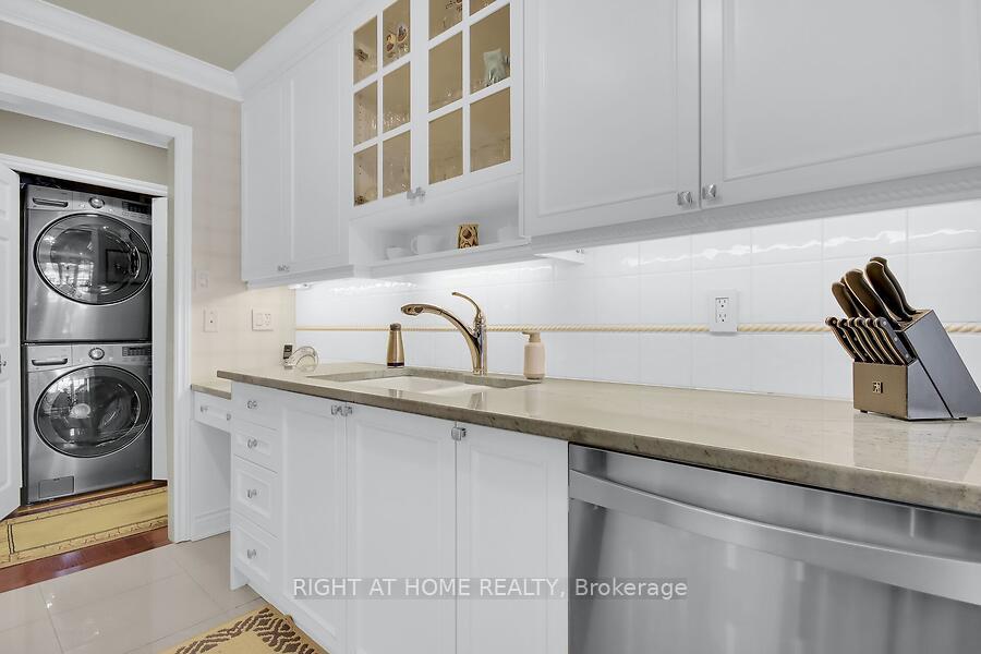 Photo 16 of 3468 Paul Anka Drive, Ottawa, Hunt Club — HOMEH