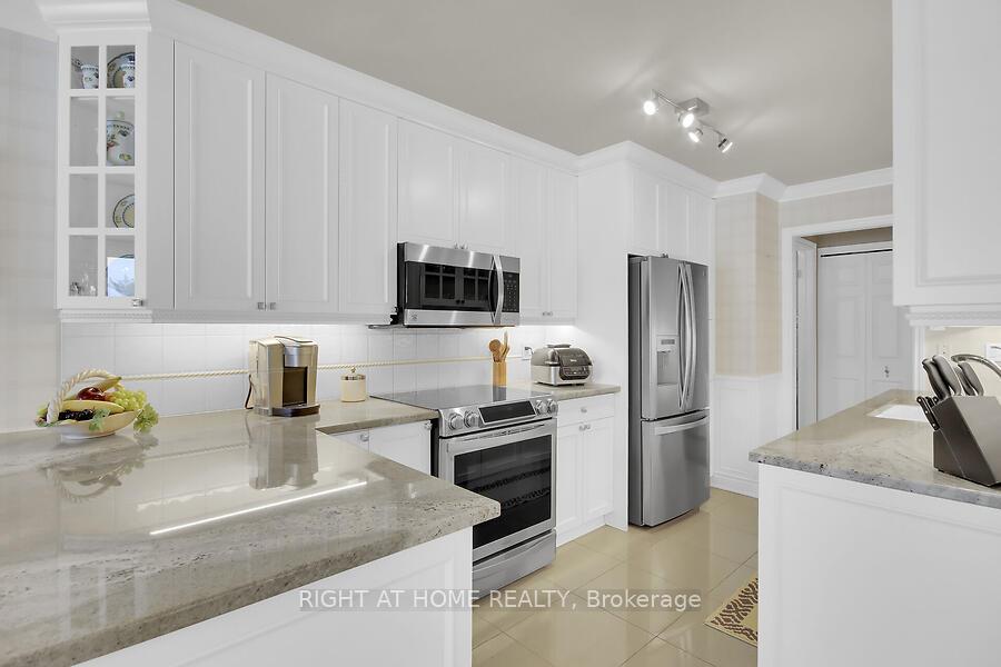 Photo 17 of 3468 Paul Anka Drive, Ottawa, Hunt Club — HOMEH