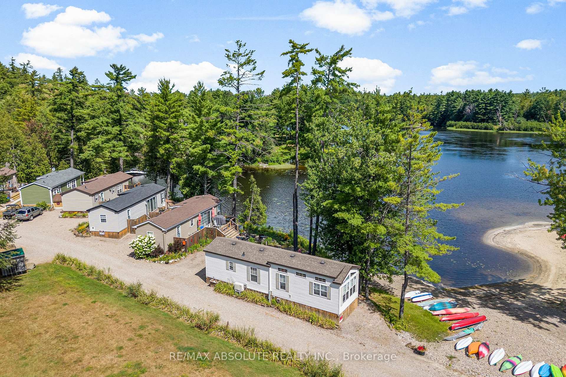 Photo 5 of 92 Bingham Drive, Horton, Horton Twp — HOMEH