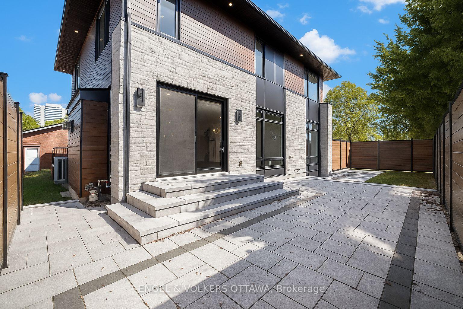 Photo 35 of 888 Melwood Avenue, Ottawa, McKellar Heights/Glabar Park — HOMEH