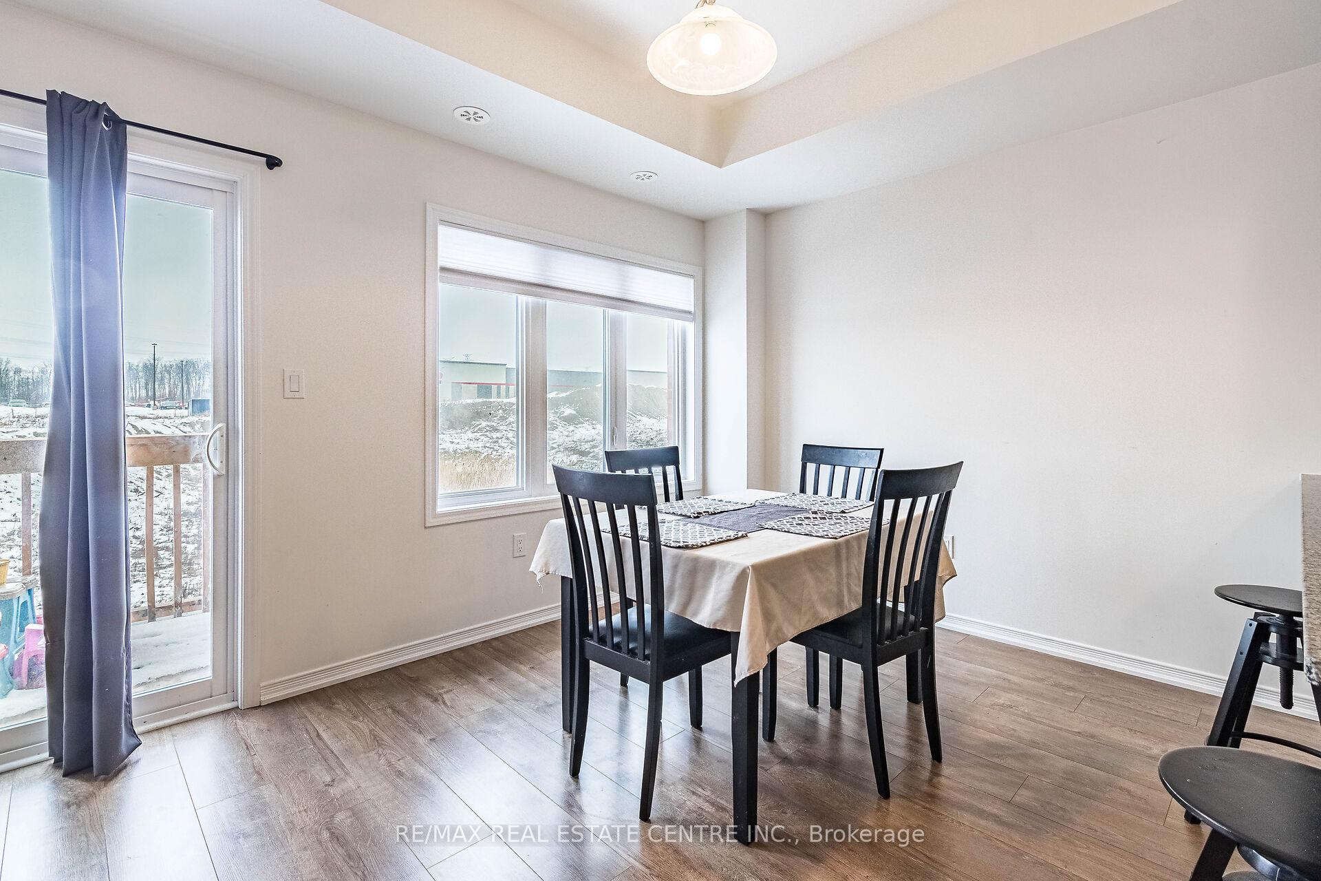 Photo 4 of Unit 77, 277 Danzatore Path, Oshawa, Windfields — HOMEH
